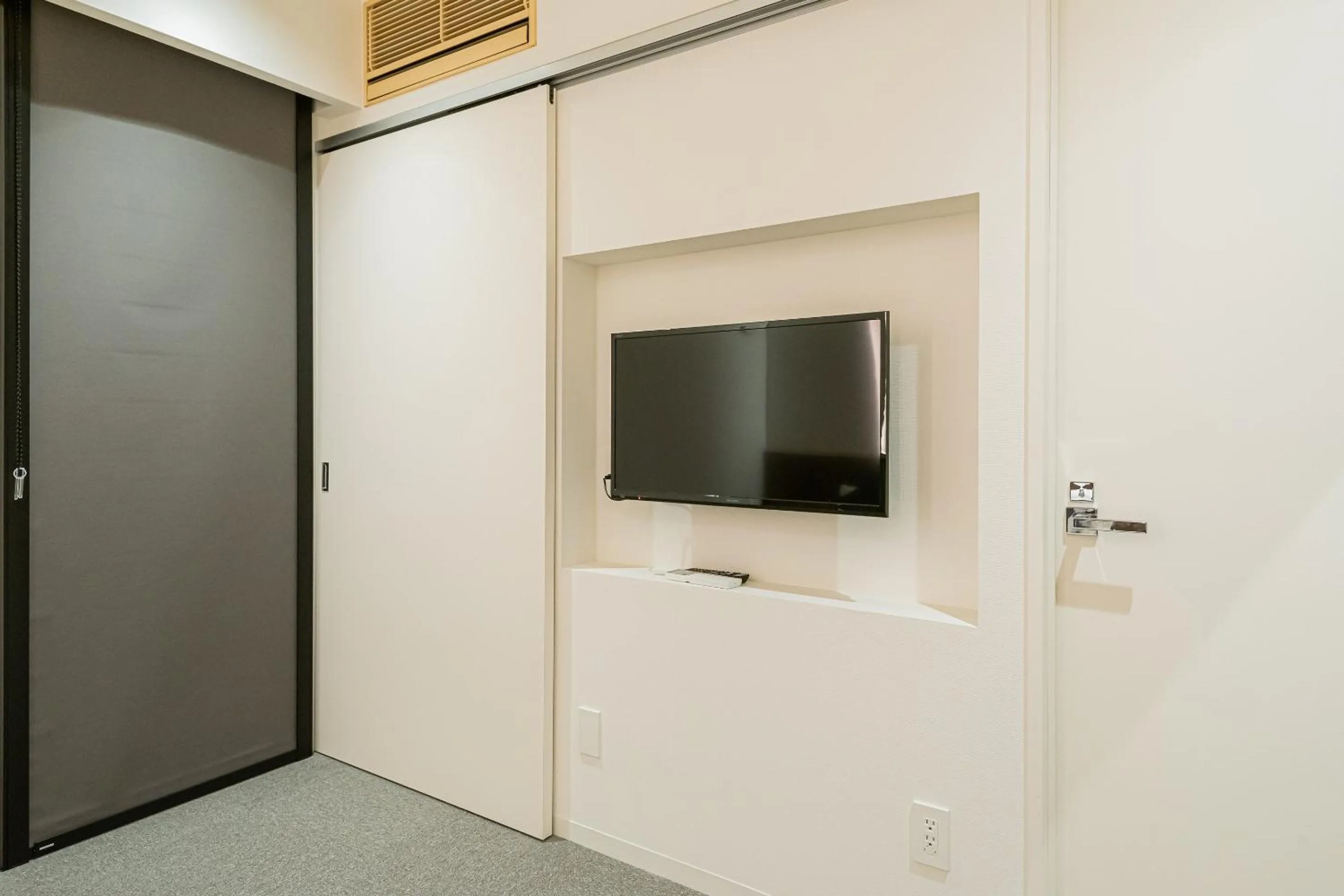 TV and multimedia in Seiei Hotel Kyoto Kawaramachi