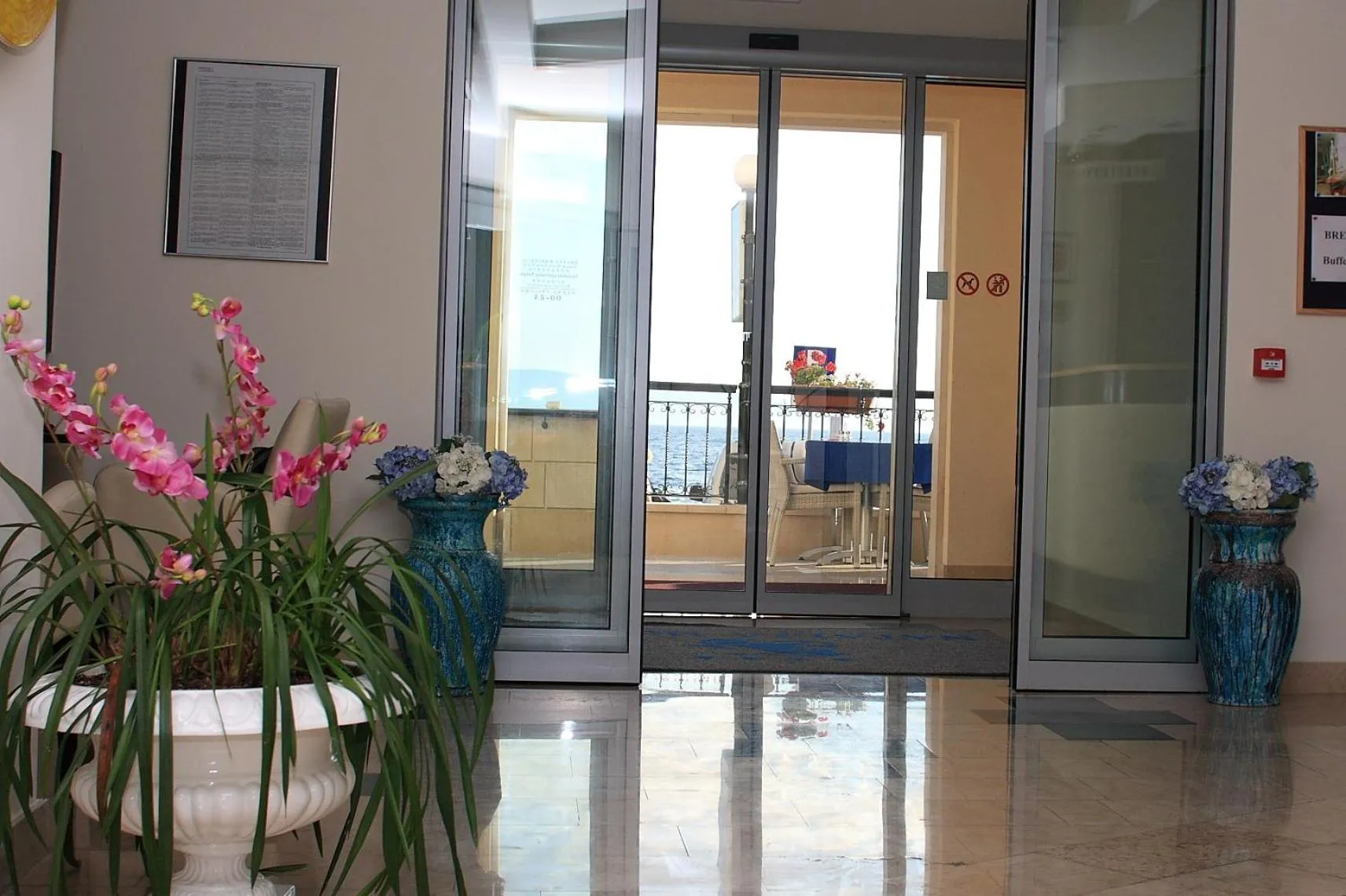 Lobby or reception in Aparthotel Natalia Podgora