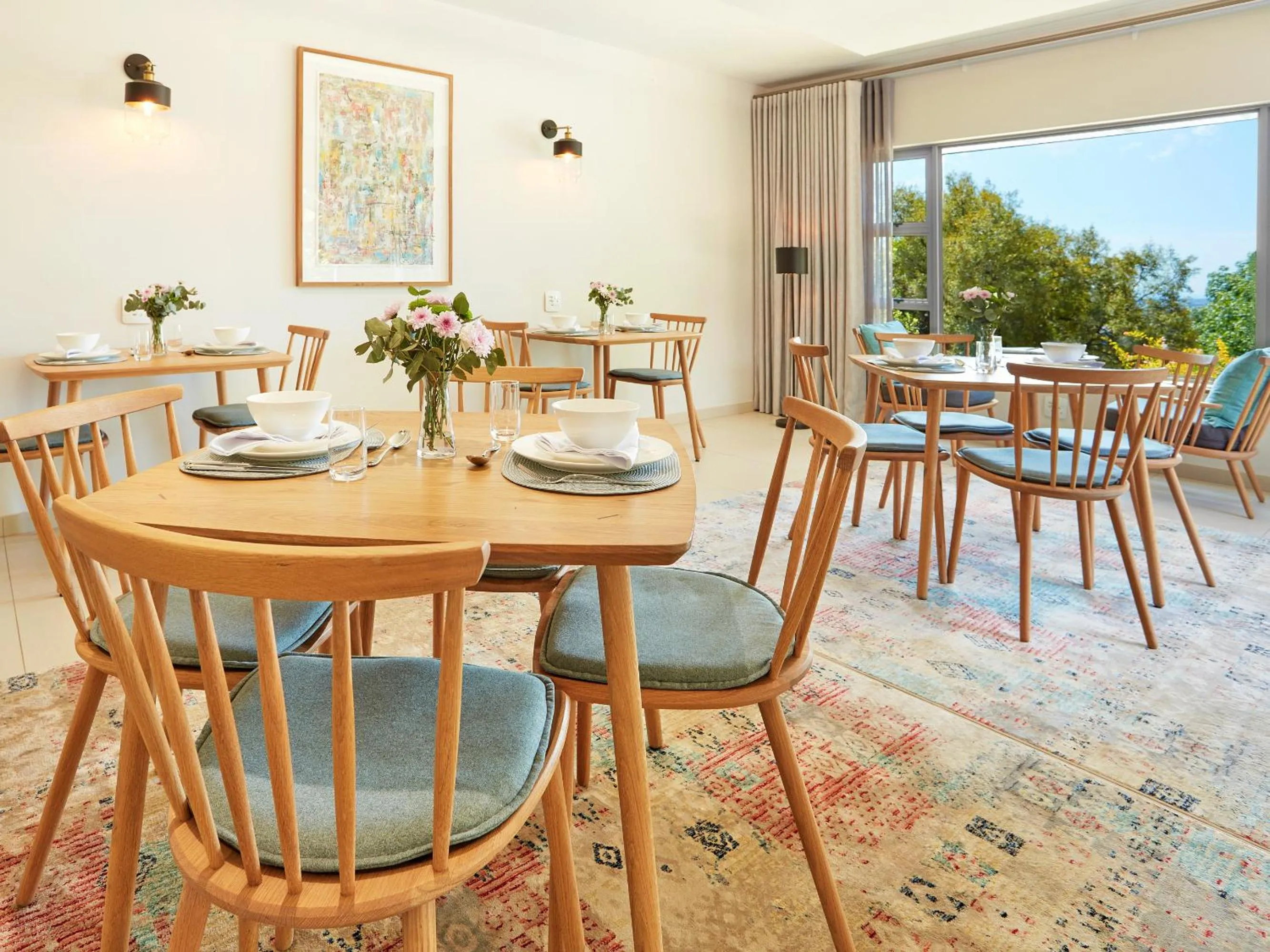 Breakfast in The Cliffside Boutique Getaway