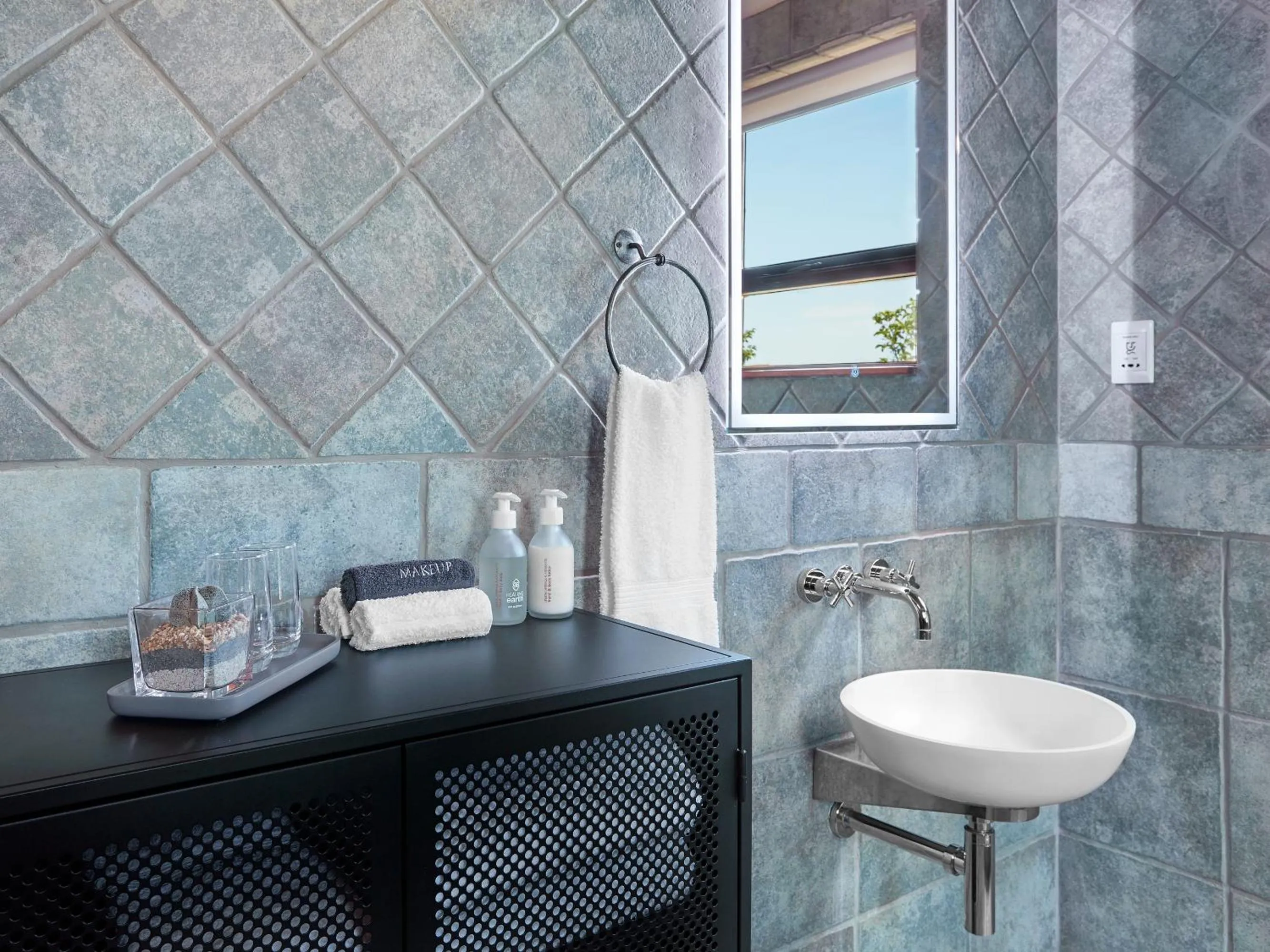 Bathroom in The Cliffside Boutique Getaway