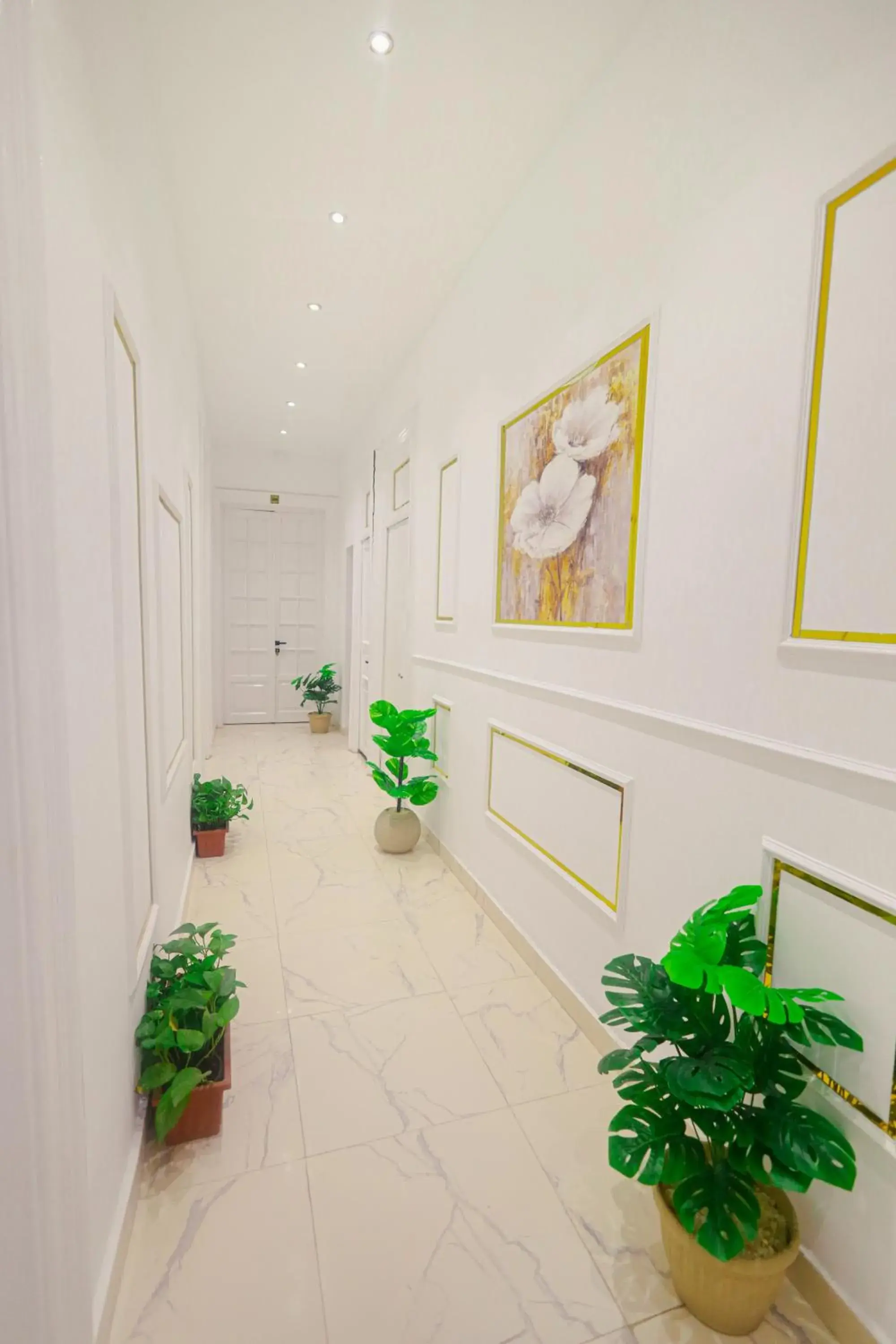 Superior Triple Room in Victory Downtown Hotel Superior Triple Room in Victory Downtown Hotel