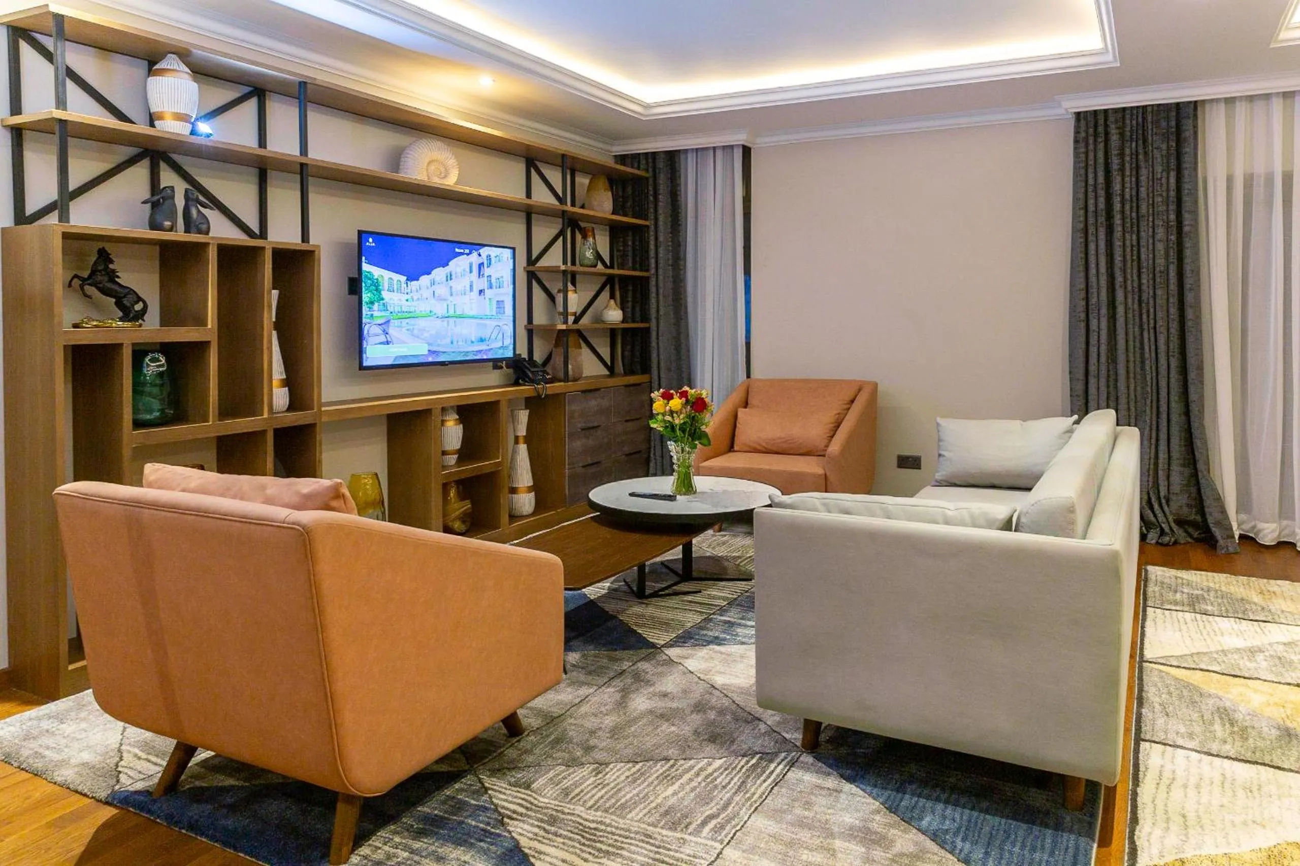 Seating area in Alba Hotel Meru