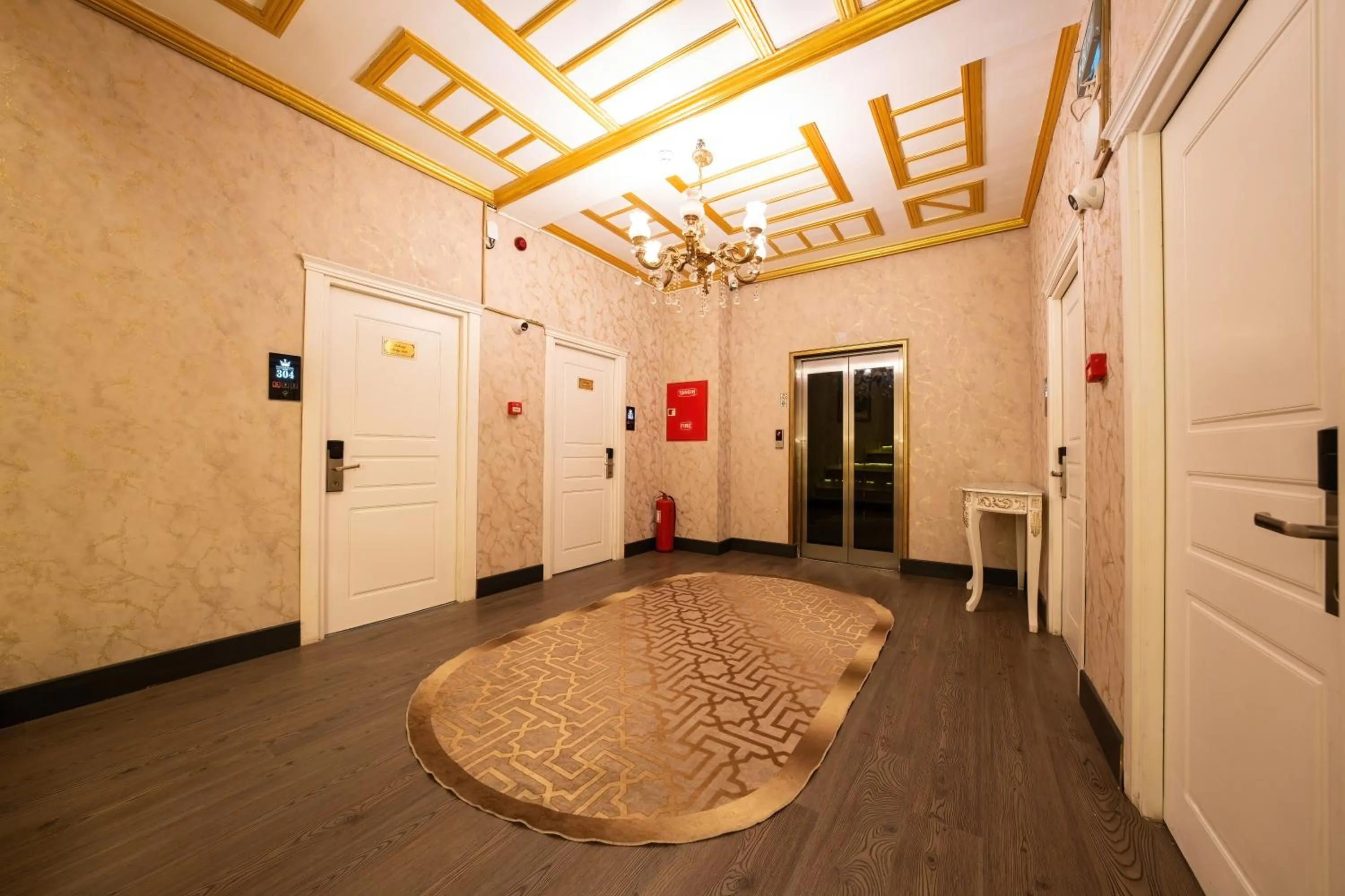 Floor plan in Diamond Royal Hotel