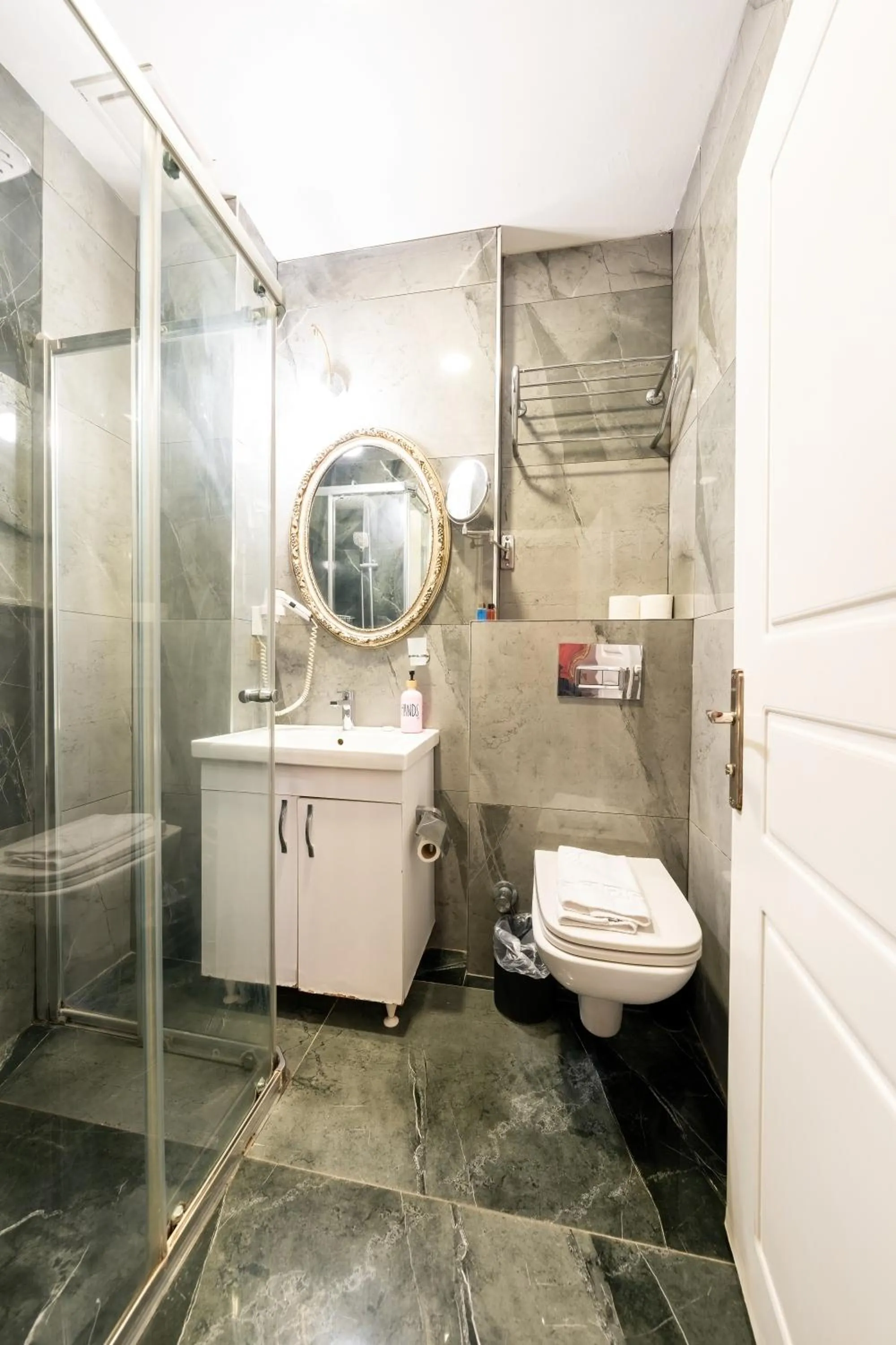 Bathroom in Diamond Royal Hotel