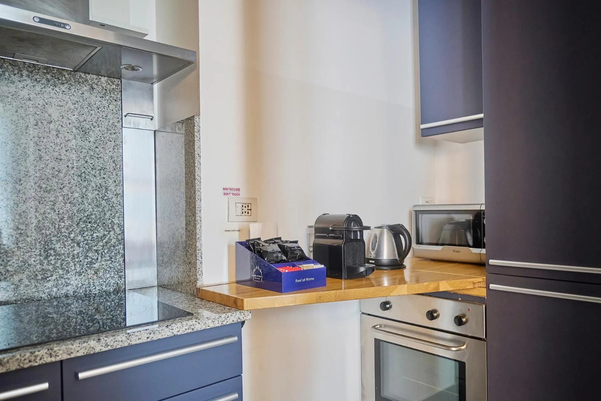 kitchen in Milan Retreats Duomo Carrobbio