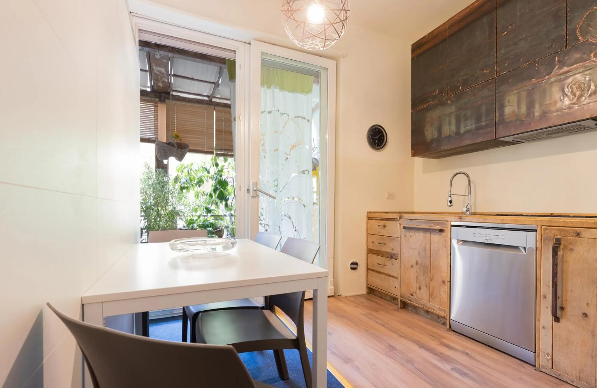 Kitchen or kitchenette in Milan Retreats Duomo Carrobbio
