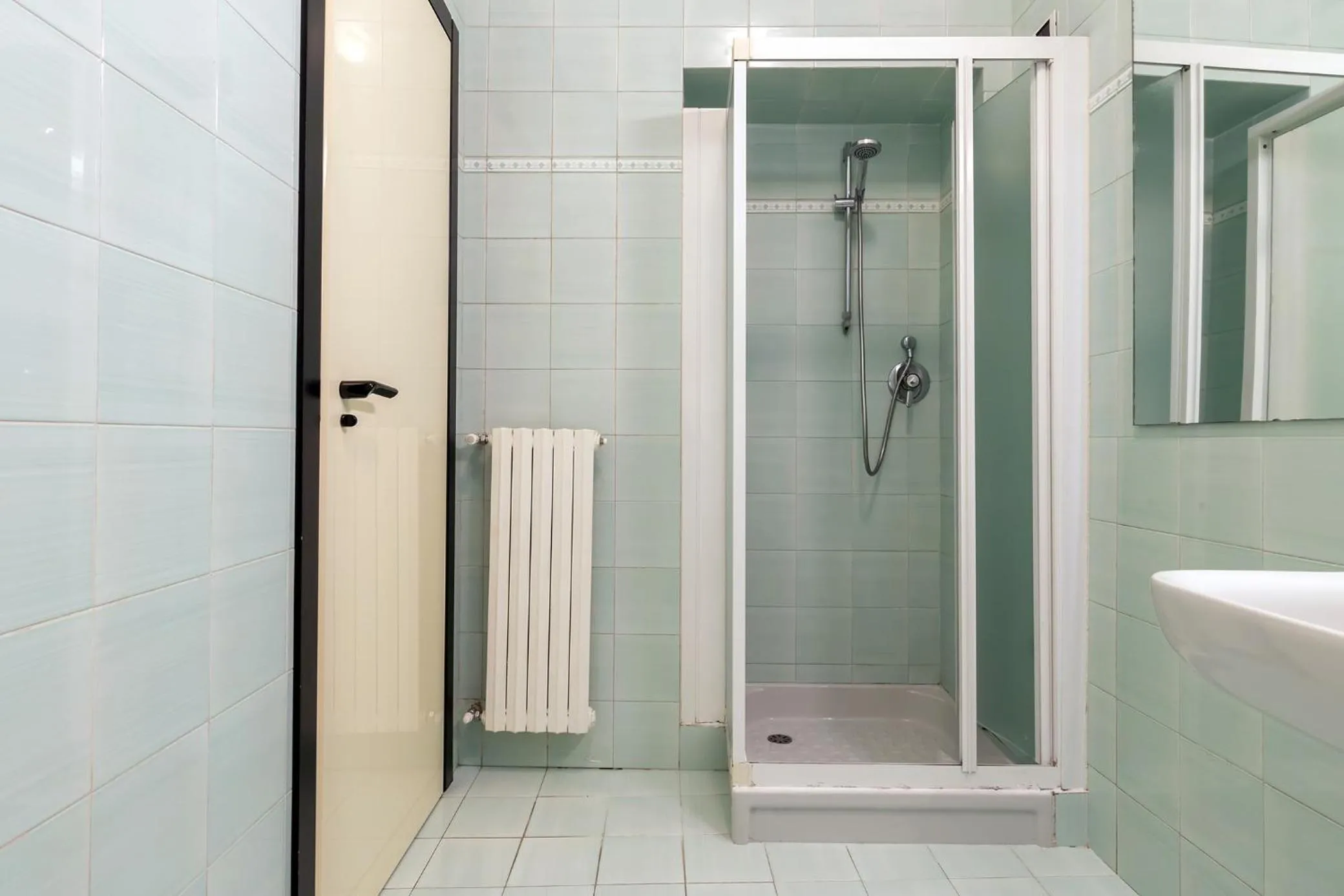 Shower in Milan Retreats Duomo Carrobbio