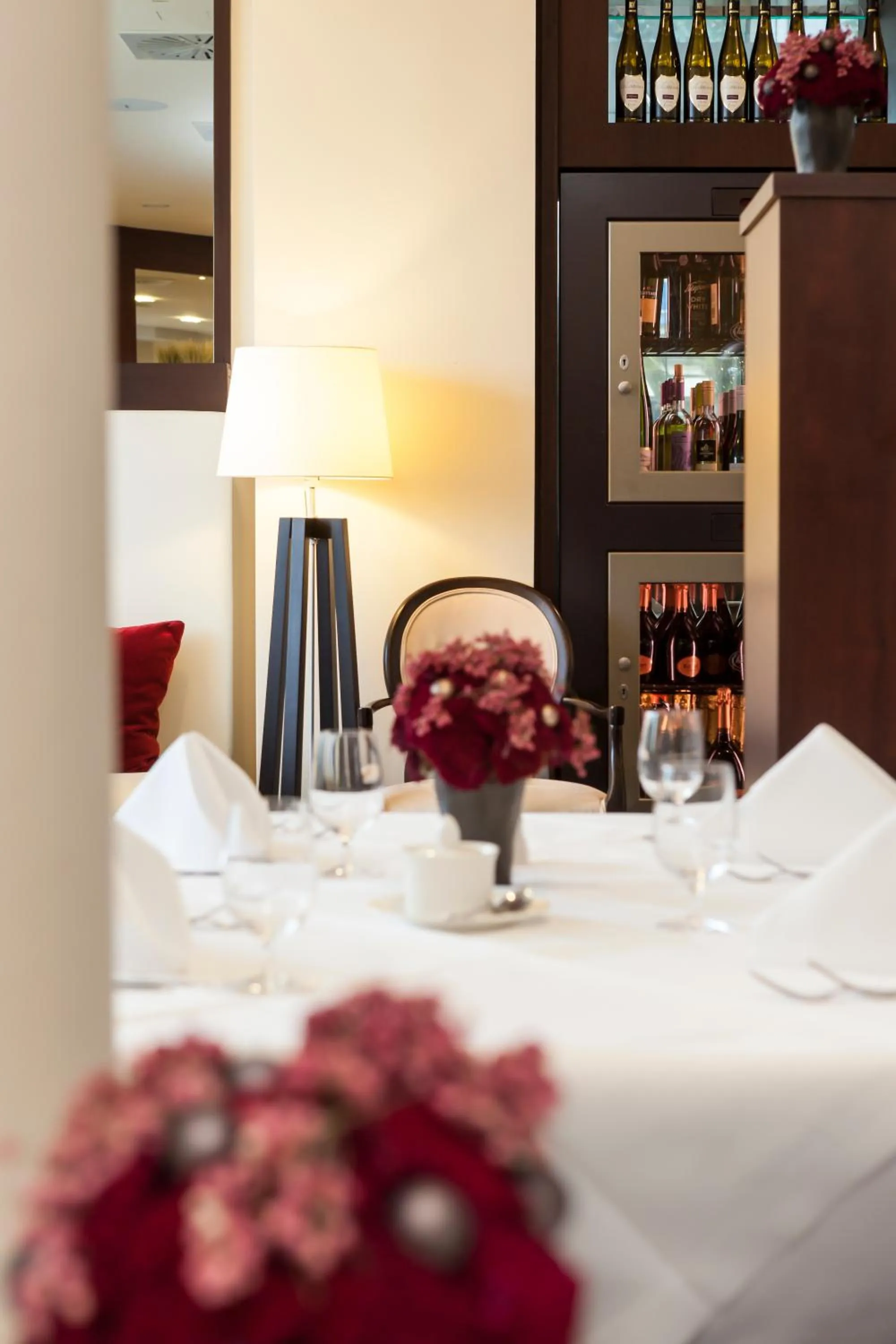 Restaurant/places to eat in Hotel Vier Jahreszeiten Starnberg