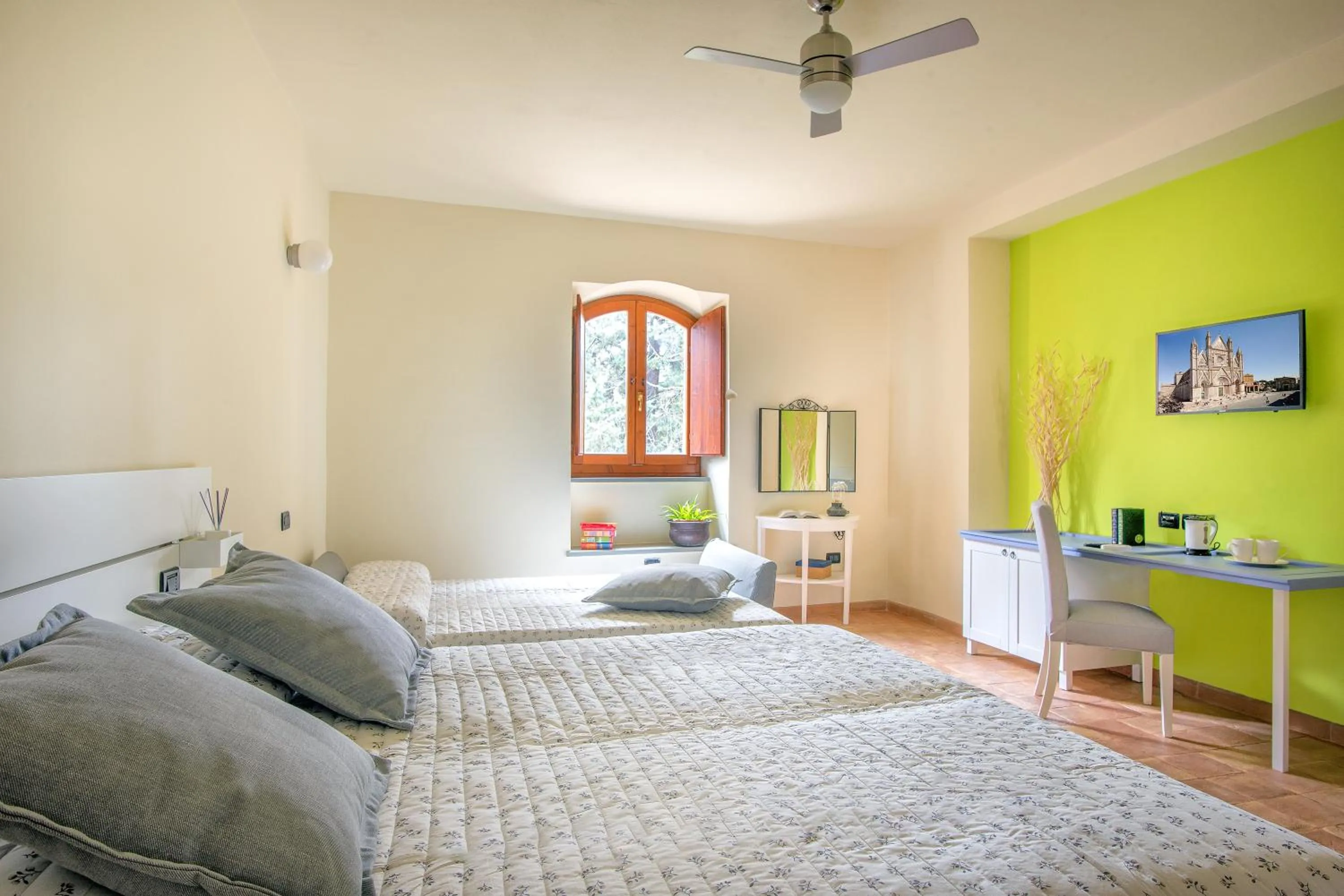 Bed in Torrenova di Assisi Country House