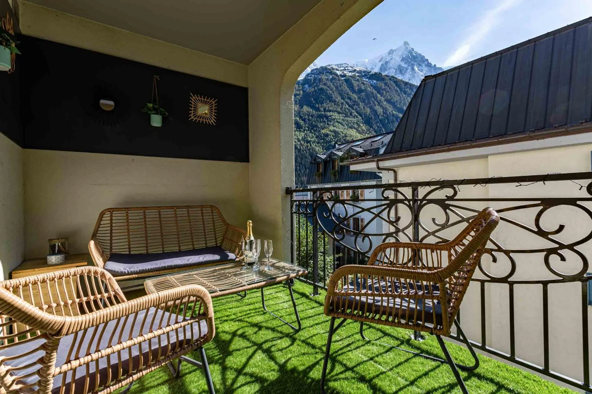 Balcony/Terrace in Le Paradis 25 Apartment - Chamonix All Year