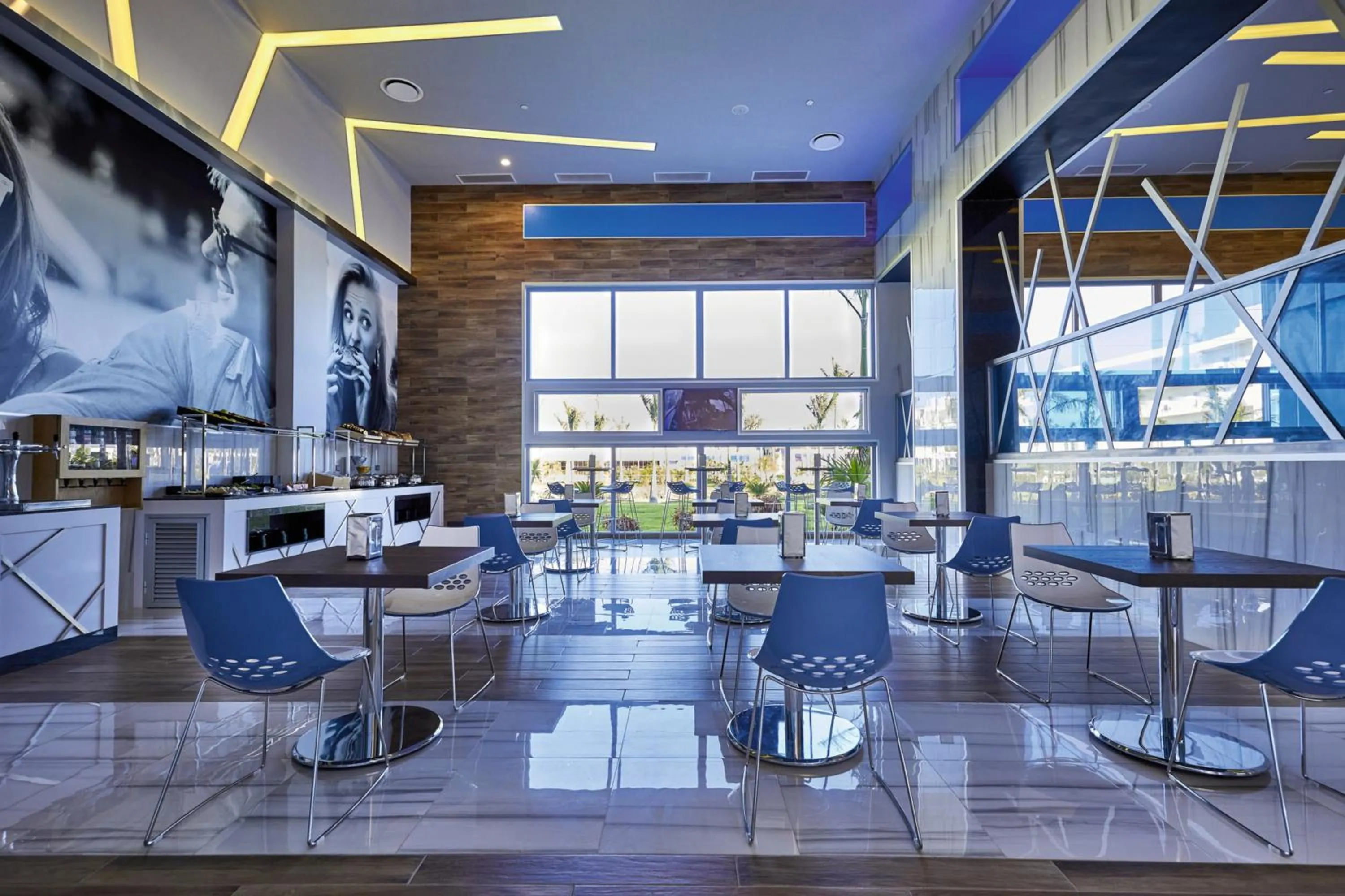 Food and drinks in Riu Palace Costa Mujeres - All Inclusive