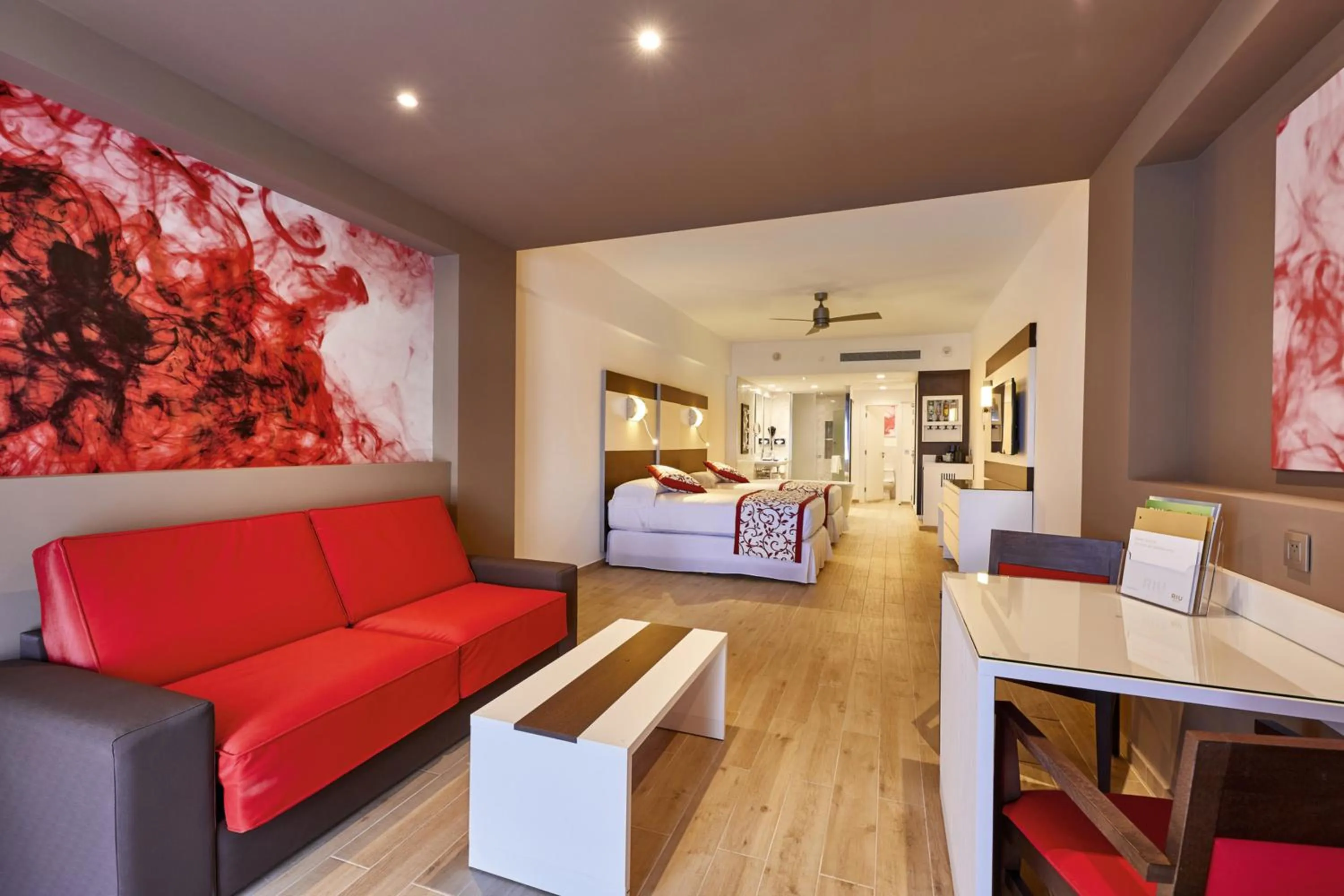 Photo of the whole room, Bed in Riu Palace Costa Mujeres - All Inclusive