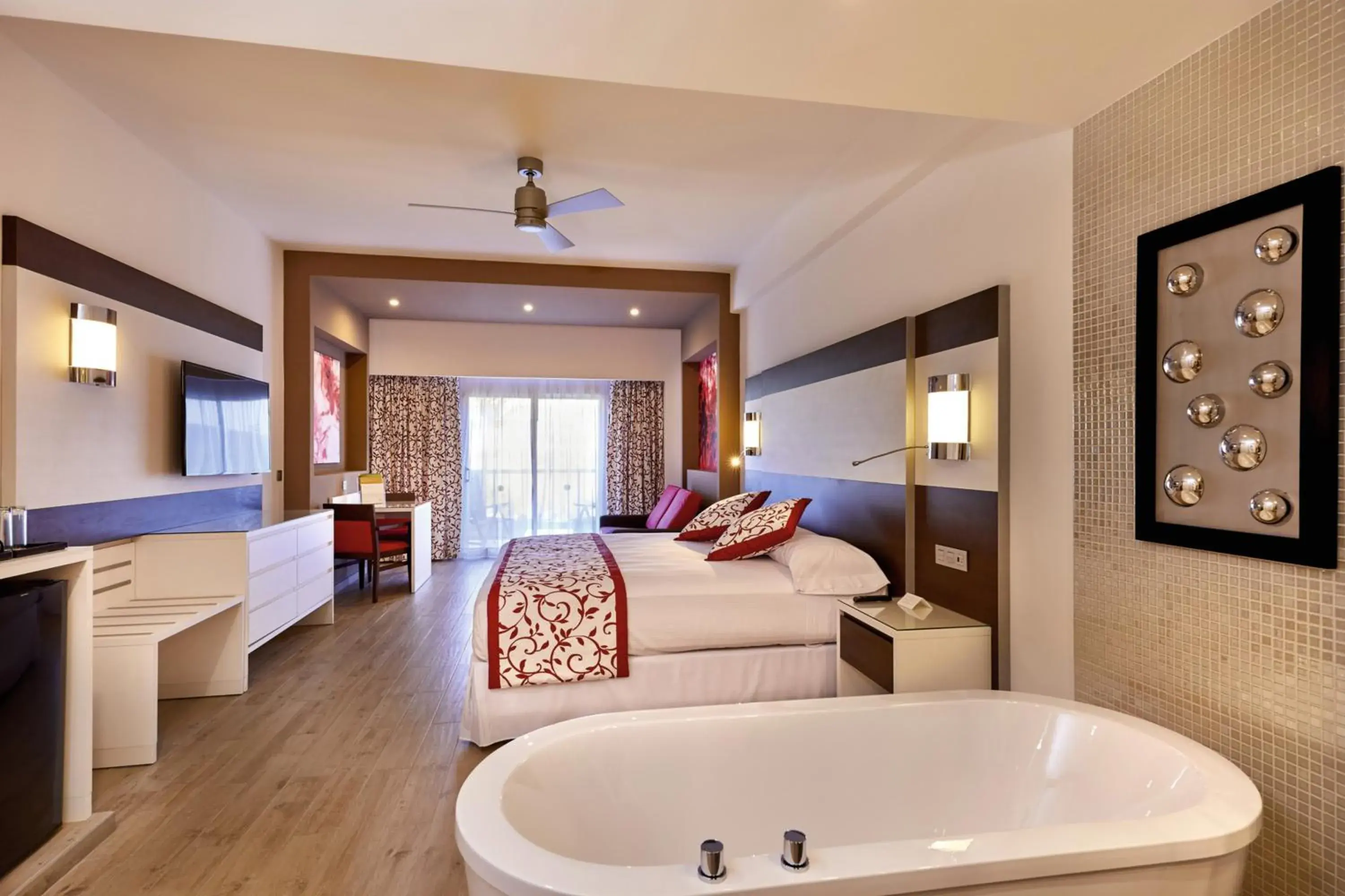 Junior Suite Partial Ocean View in Riu Palace Costa Mujeres - All Inclusive Junior Suite Partial Ocean View in Riu Palace Costa Mujeres - All Inclusive