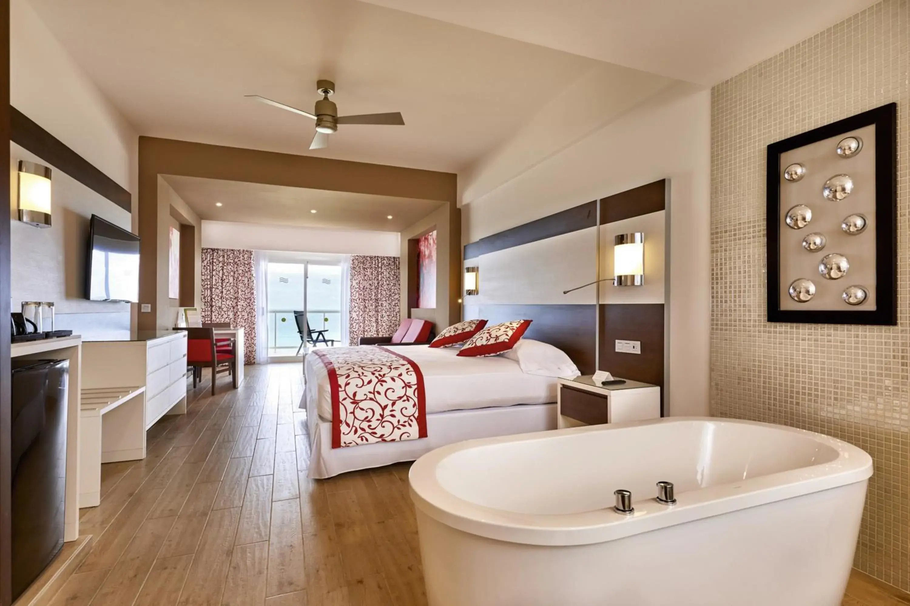 Junior Suite Ocean Front in Riu Palace Costa Mujeres - All Inclusive Junior Suite Ocean Front in Riu Palace Costa Mujeres - All Inclusive