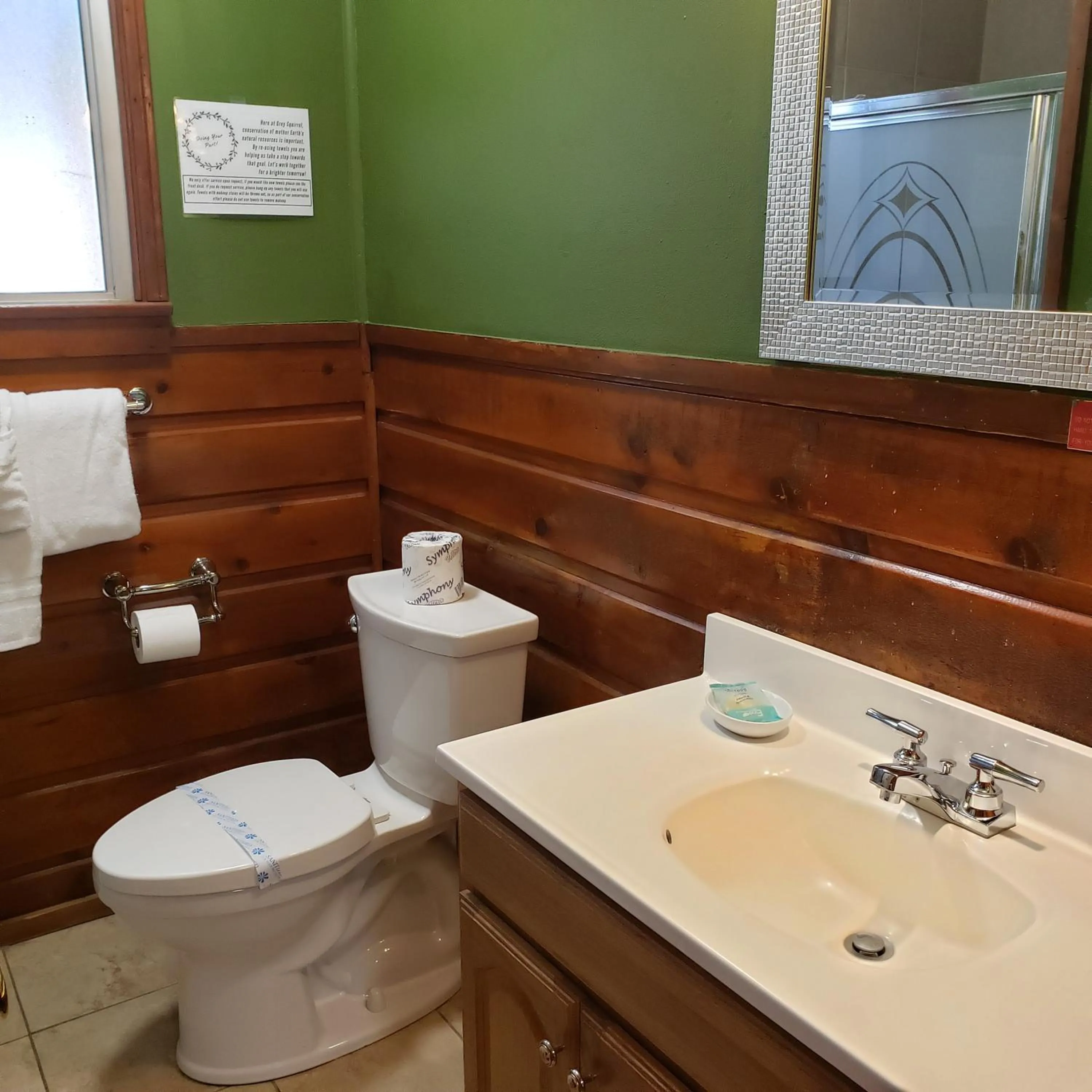 Bathroom in Grey Squirrel Resort