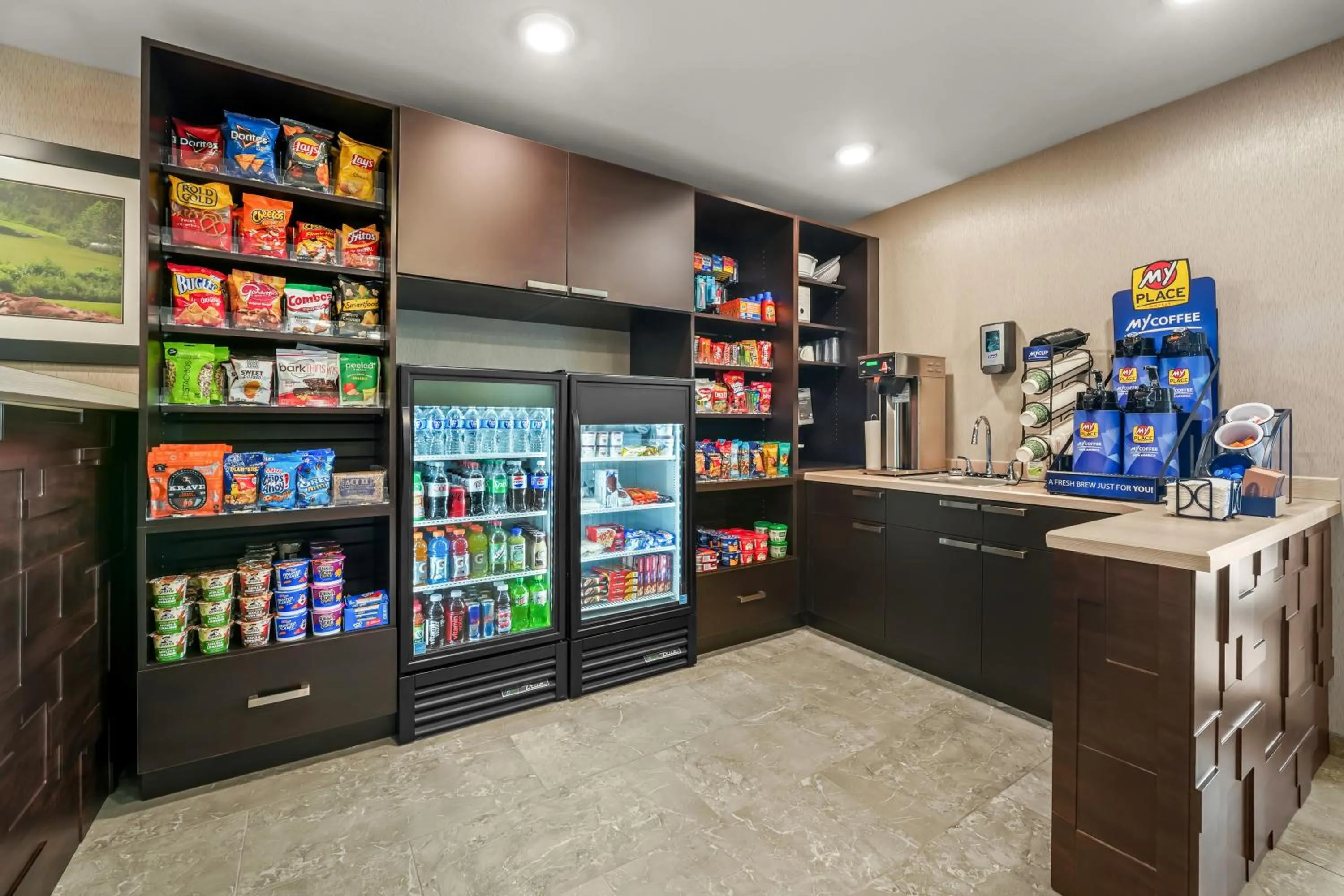 Food and drinks in My Place Hotel-Portland East, OR