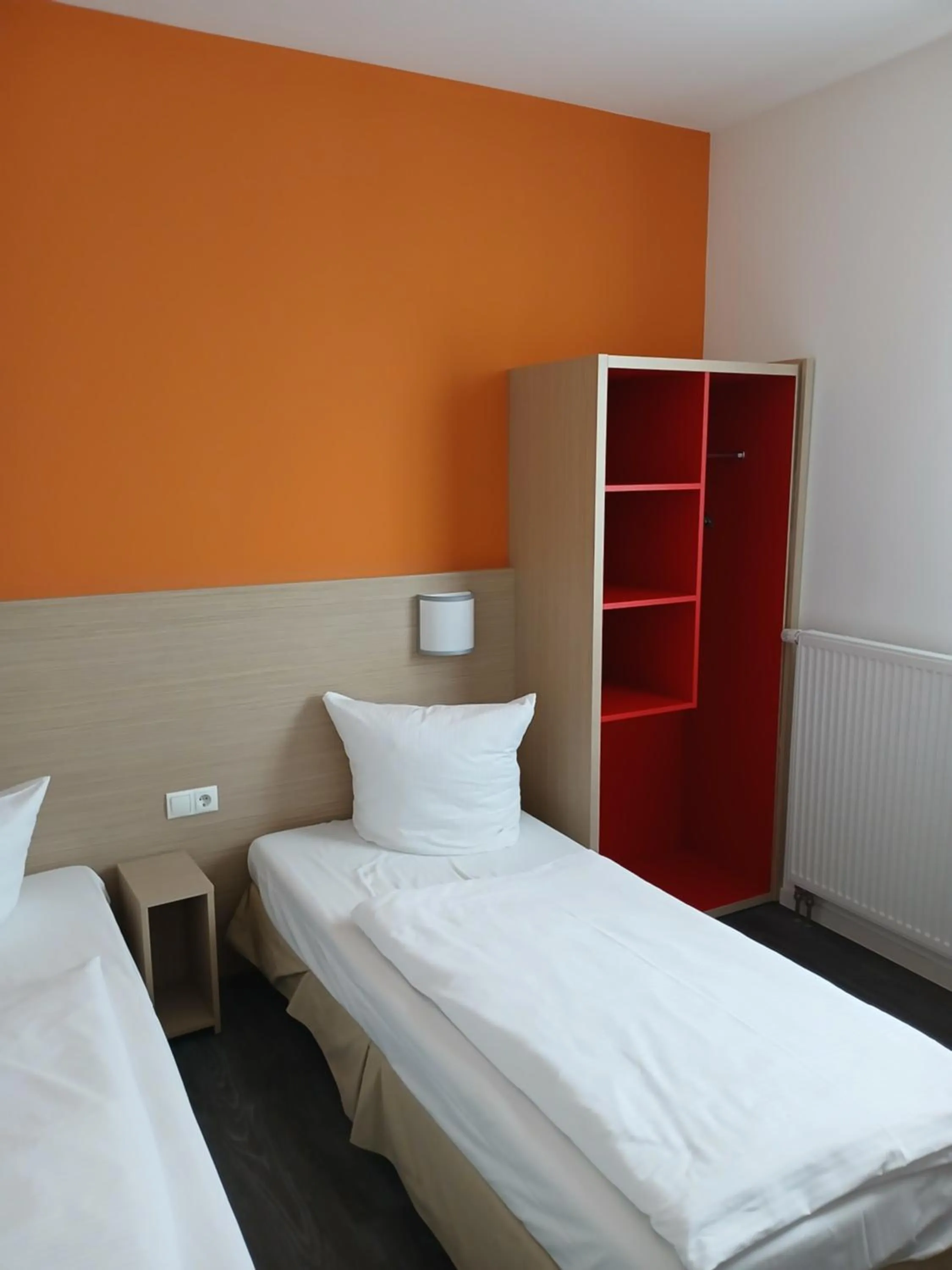 Photo of the whole room, Bed in Hotel am Kieler Schloss by Première Classe