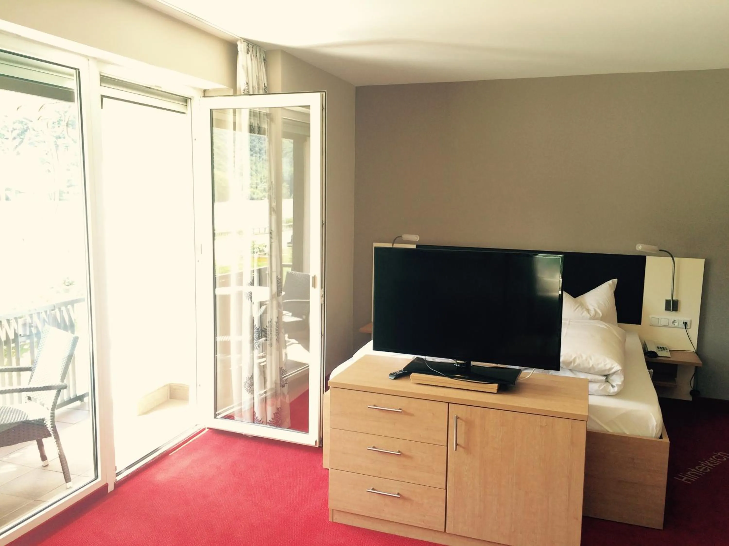 TV and multimedia, Bed in Rheinhotel Lamm