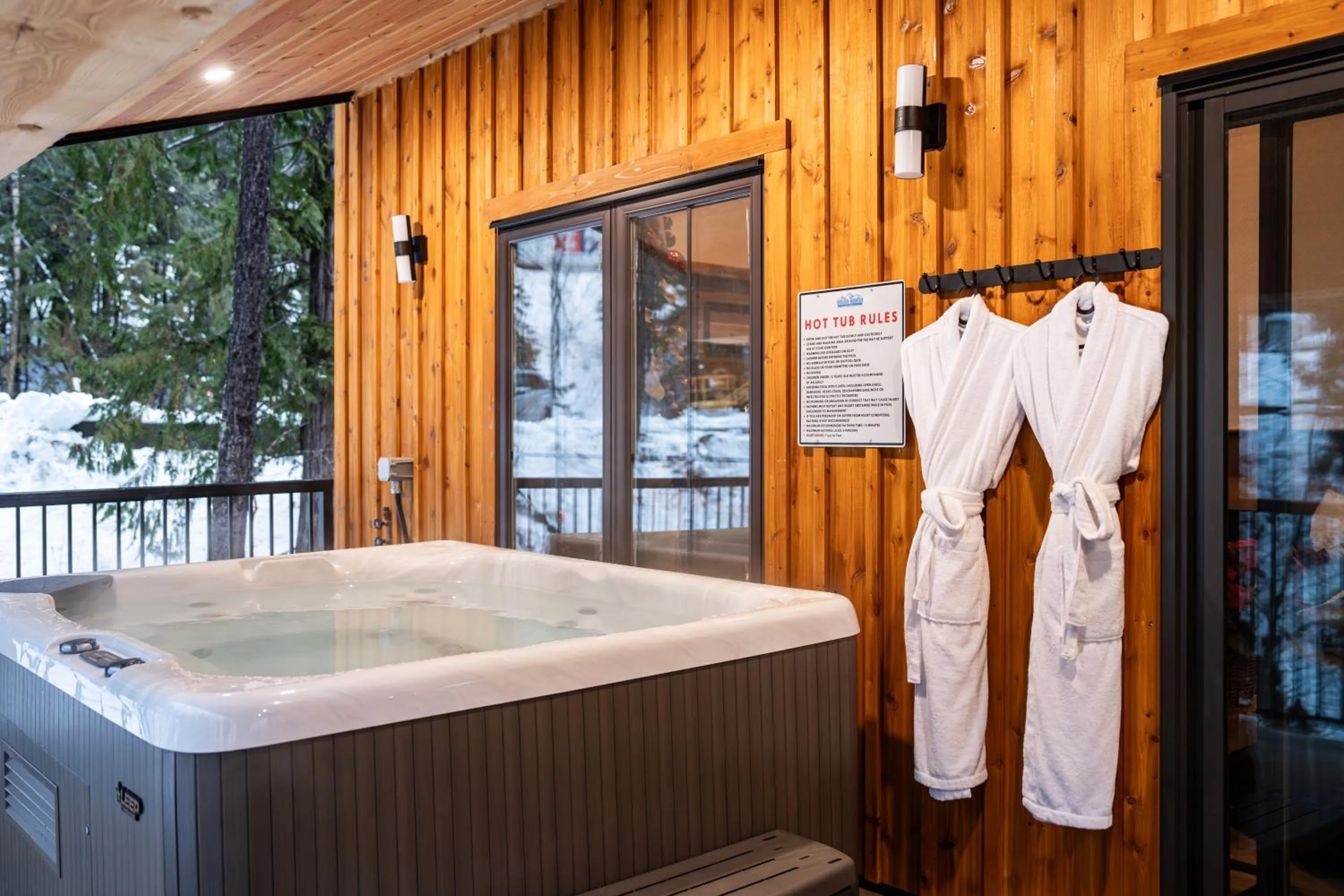 Hot Tub in Boulder Mountain Resort