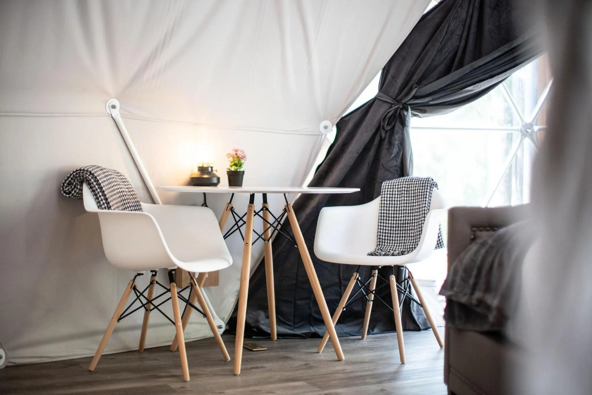 Seating area in Boulder Mountain Resort