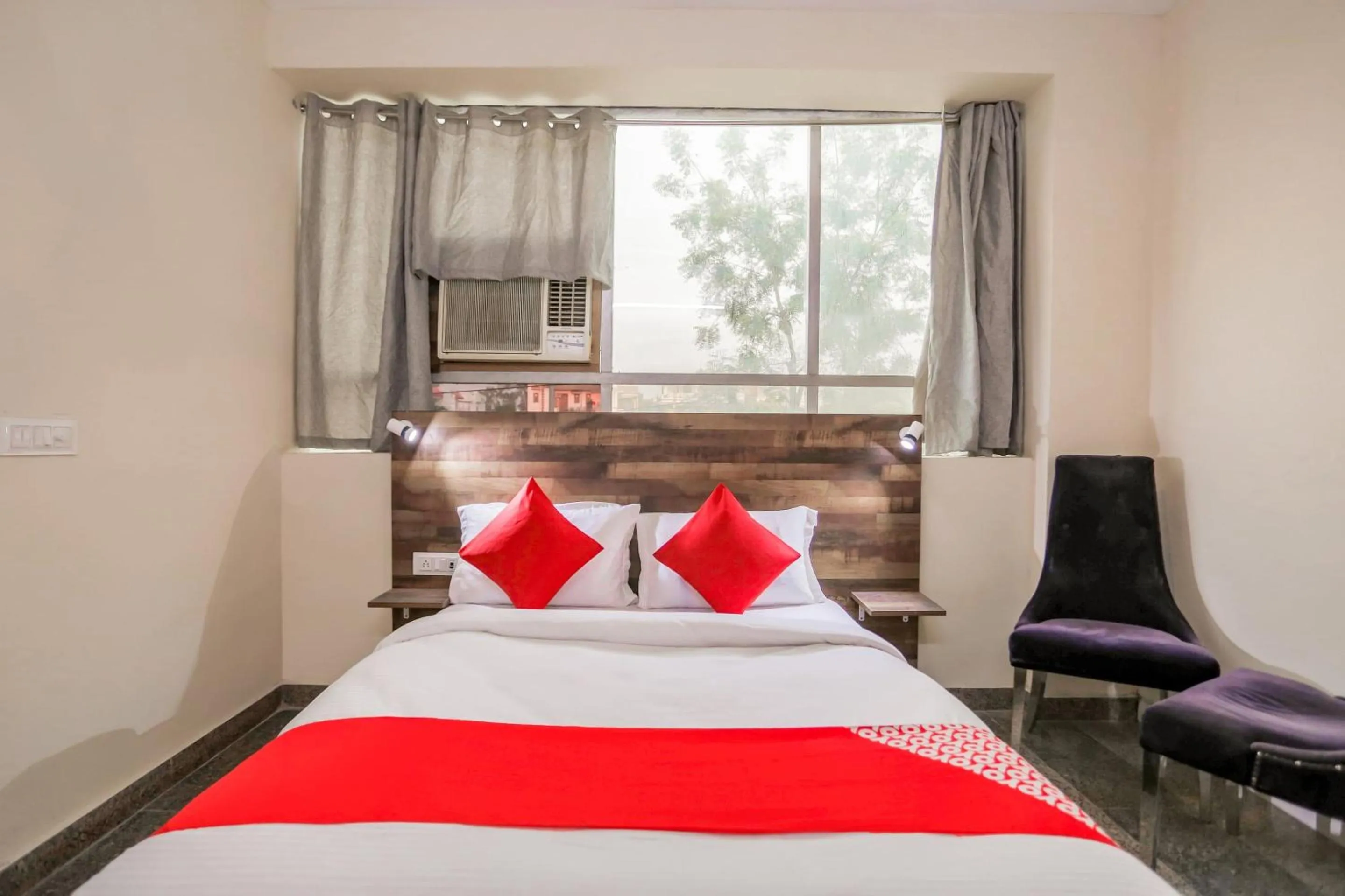 Bedroom, Bed in Hotel O Orchid Inn