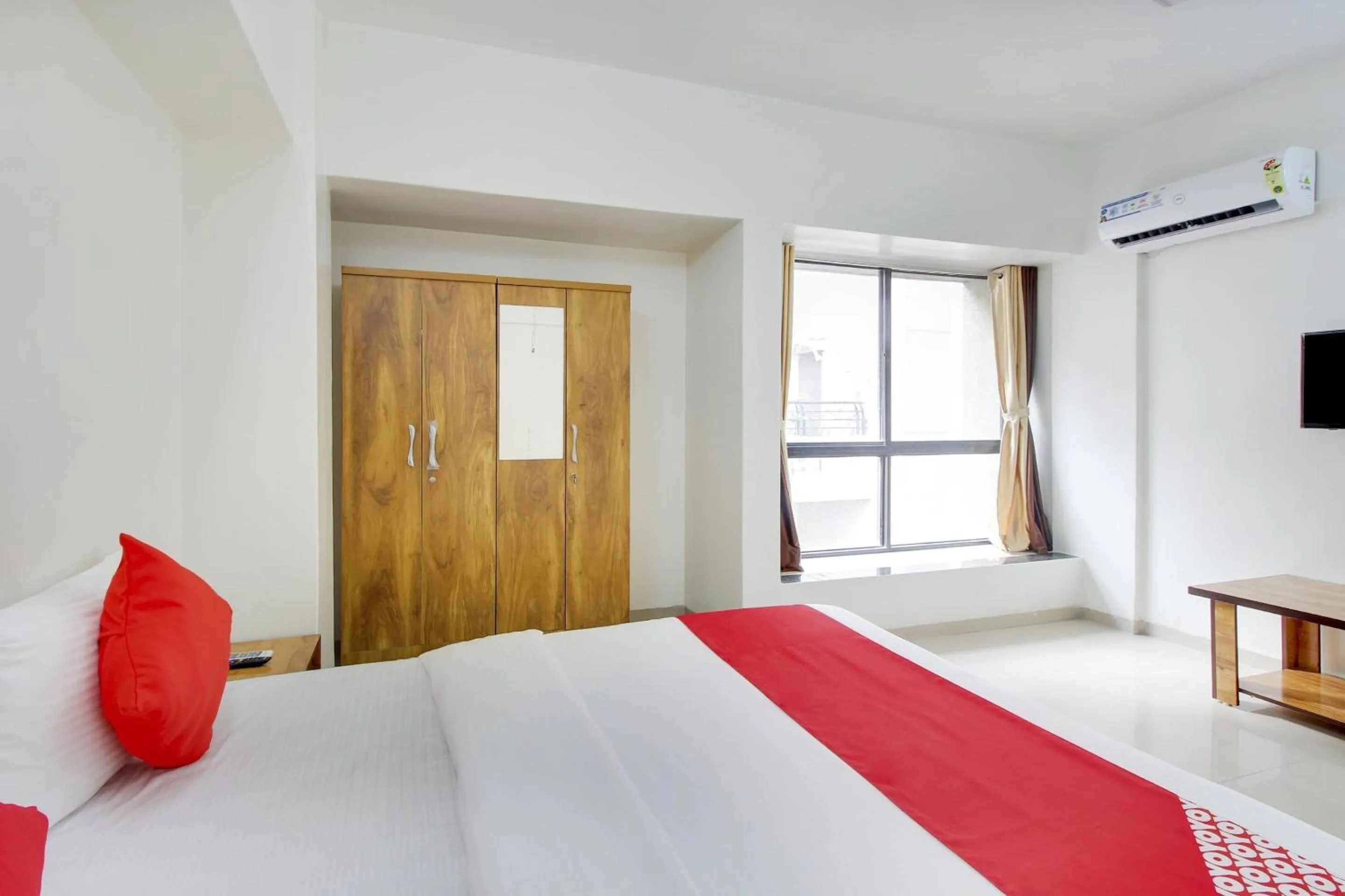 Bedroom, Bed in Hotel O Star Inn