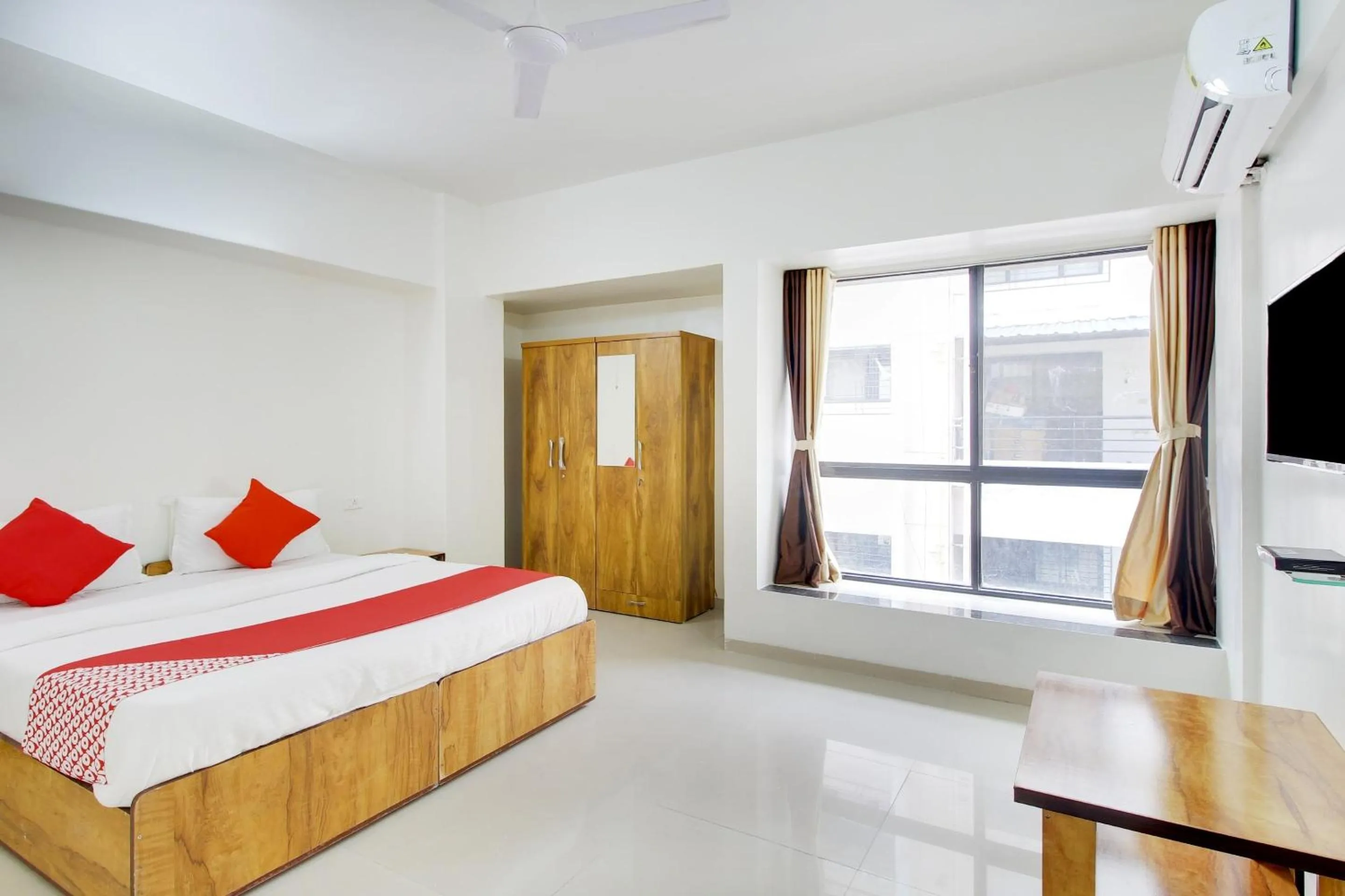 Bedroom, Bed in Hotel O Star Inn