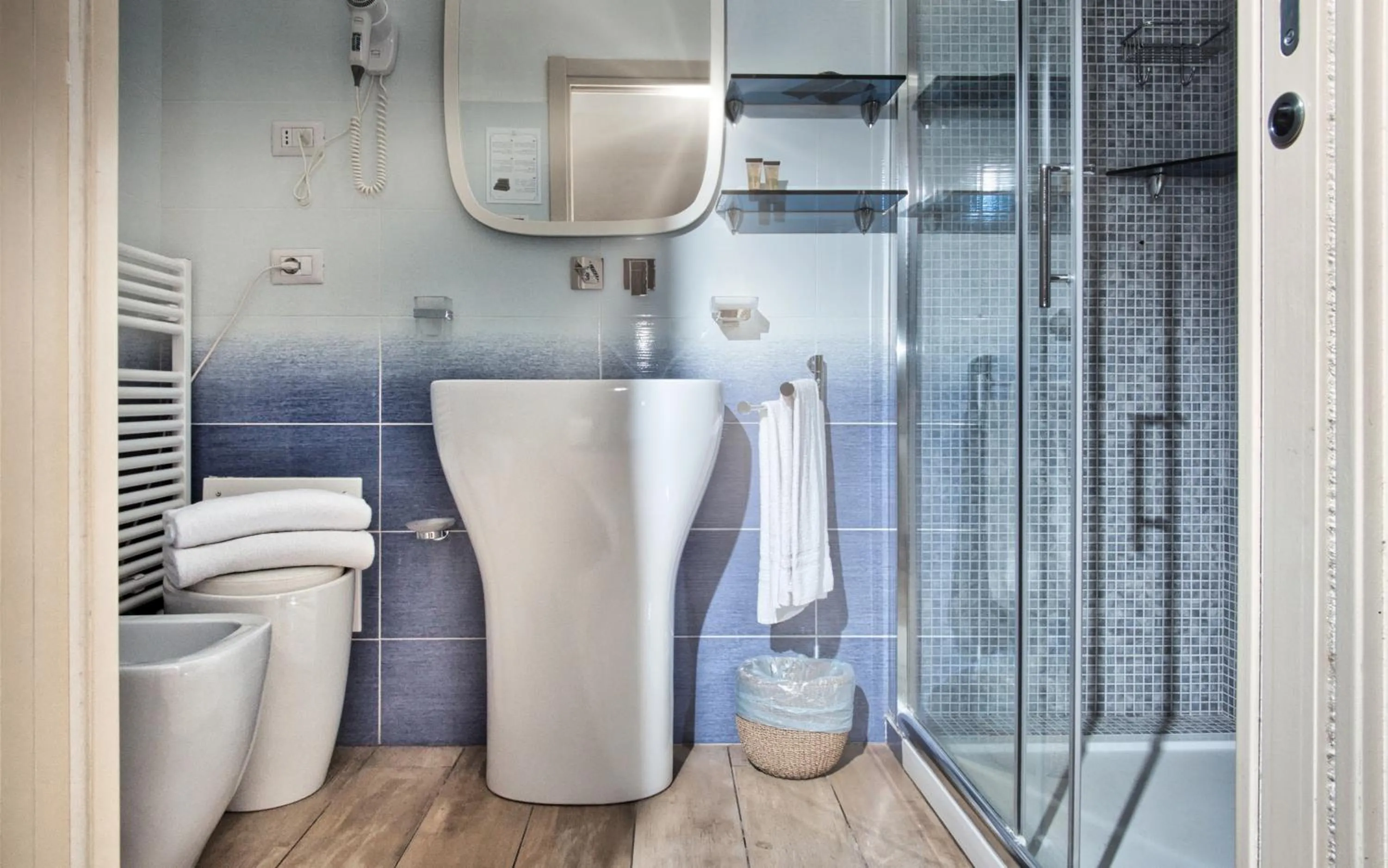 Bathroom in Smart Suite & Apartments