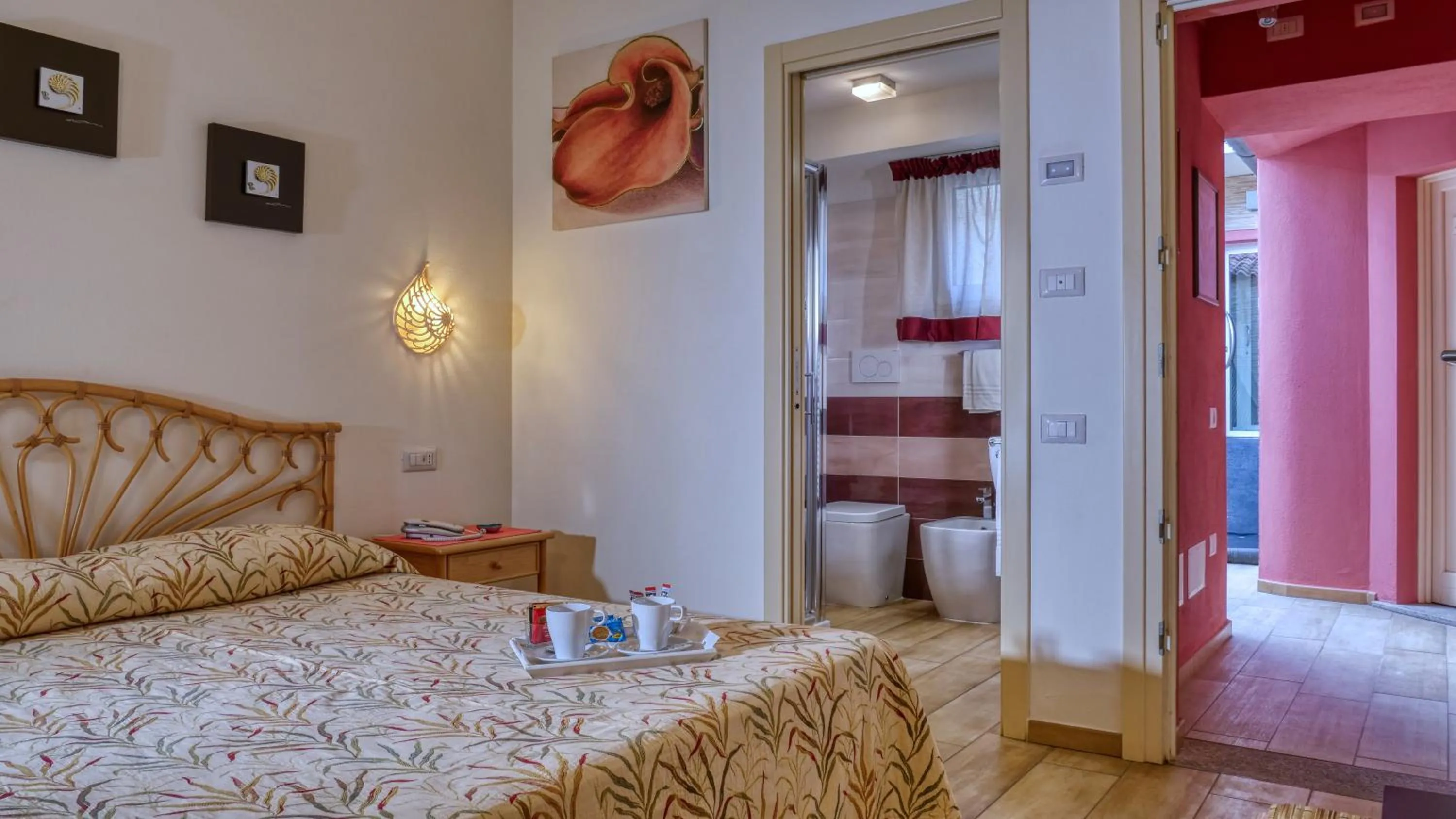 Photo of the whole room, Bed in Smart Suite & Apartments