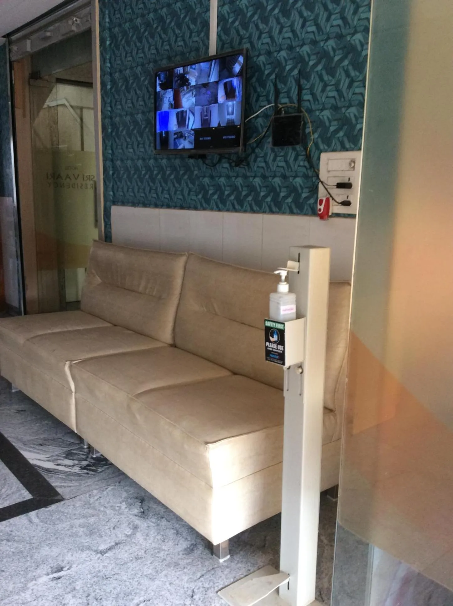 Seating area in HOTEL SRI VAARI RESIDENCY