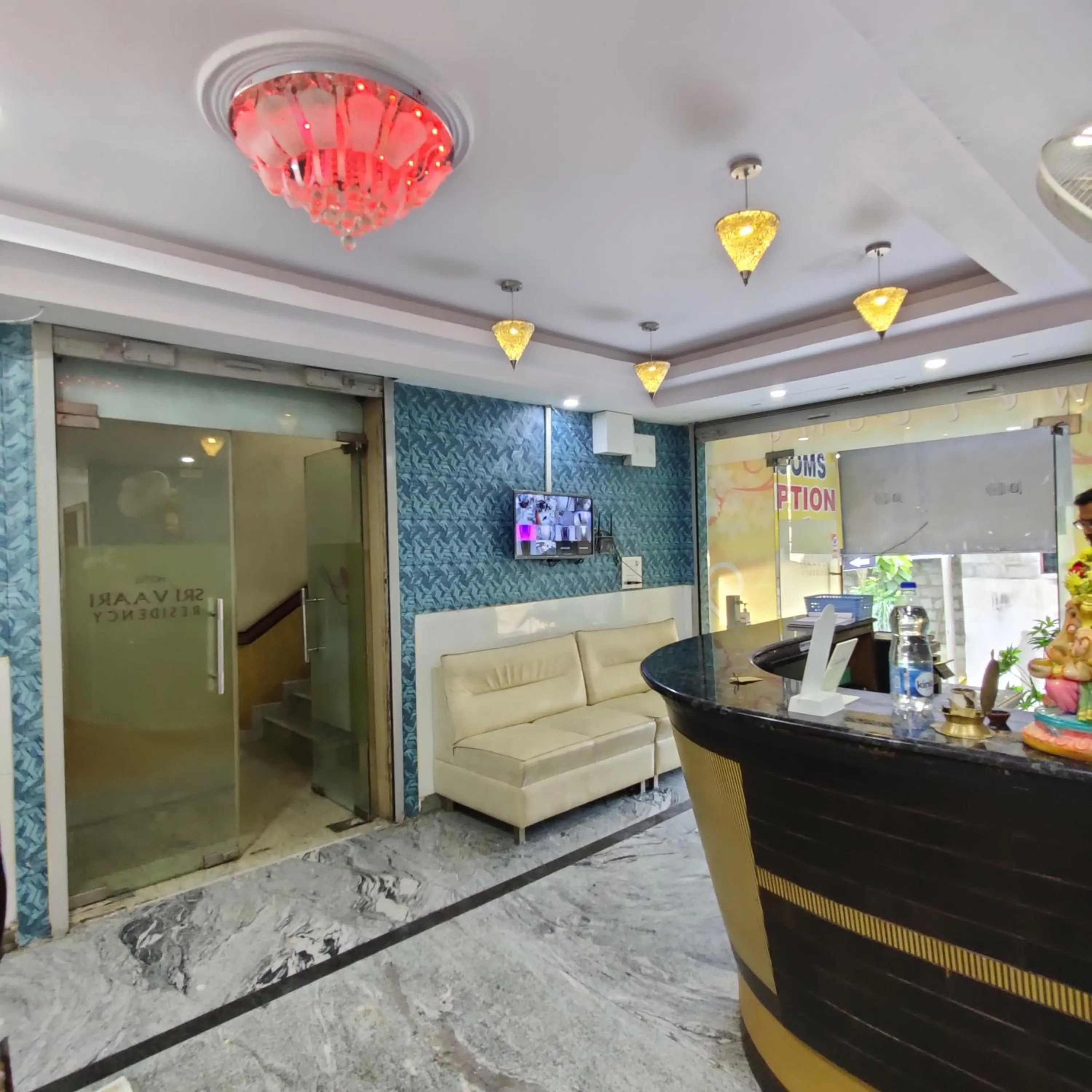 Lobby or reception in HOTEL SRI VAARI RESIDENCY