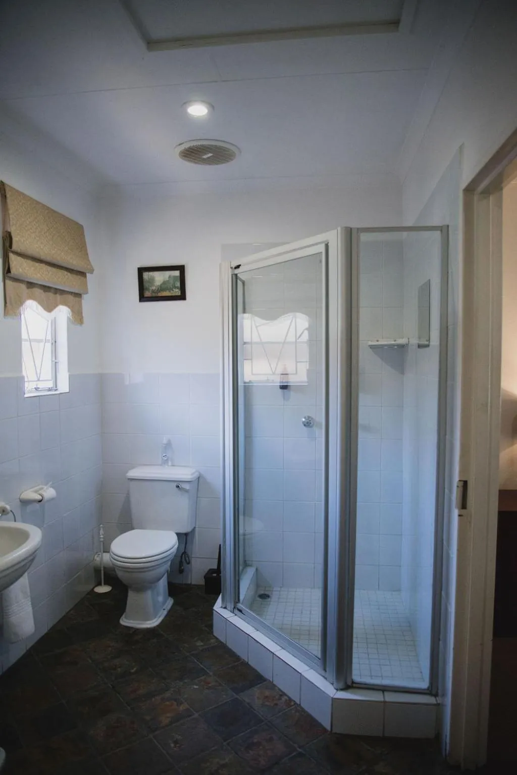 Bathroom in Lydenburg Manor Guest House