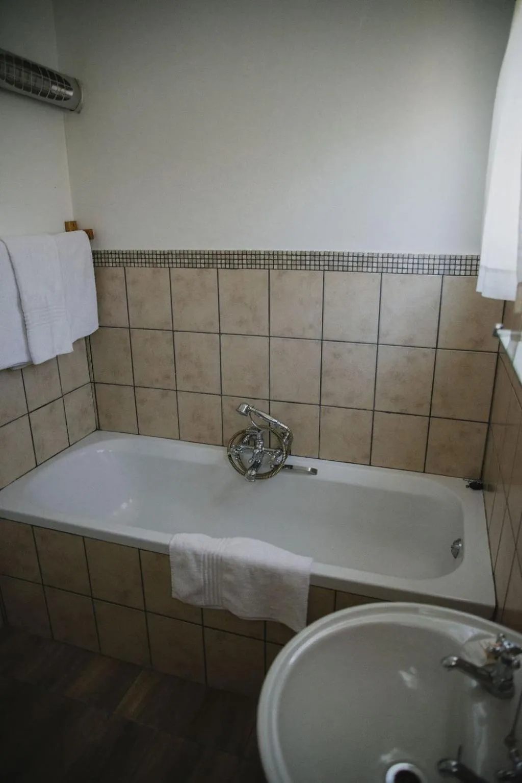 Bathroom in Lydenburg Manor Guest House