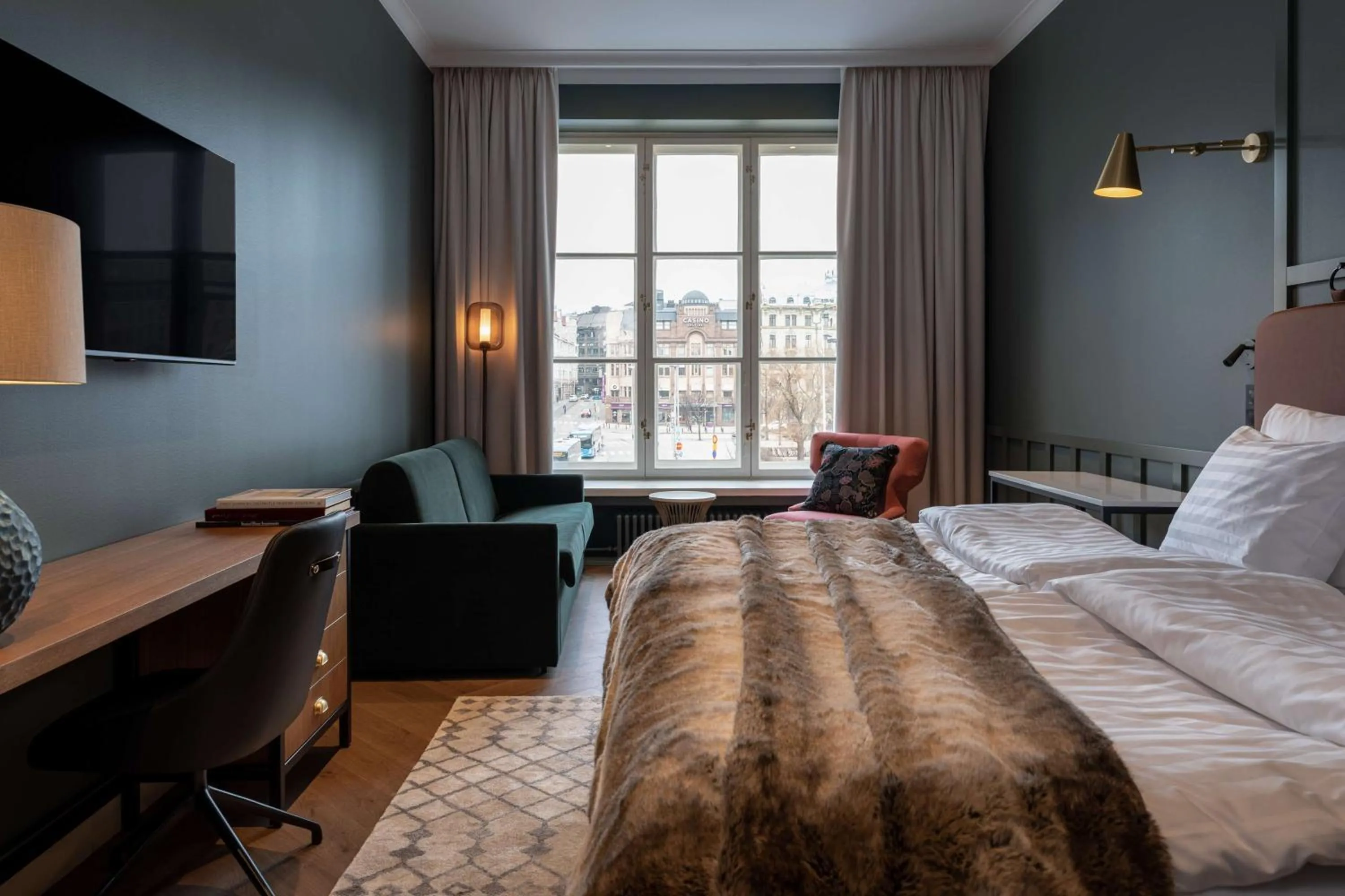 Bedroom, Bed in Scandic Grand Central Helsinki