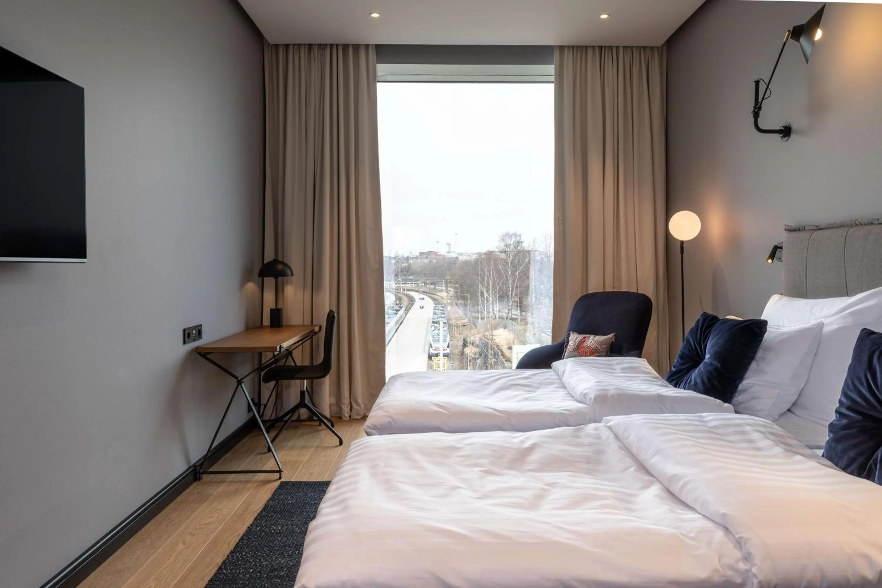 Bedroom, Bed in Scandic Grand Central Helsinki