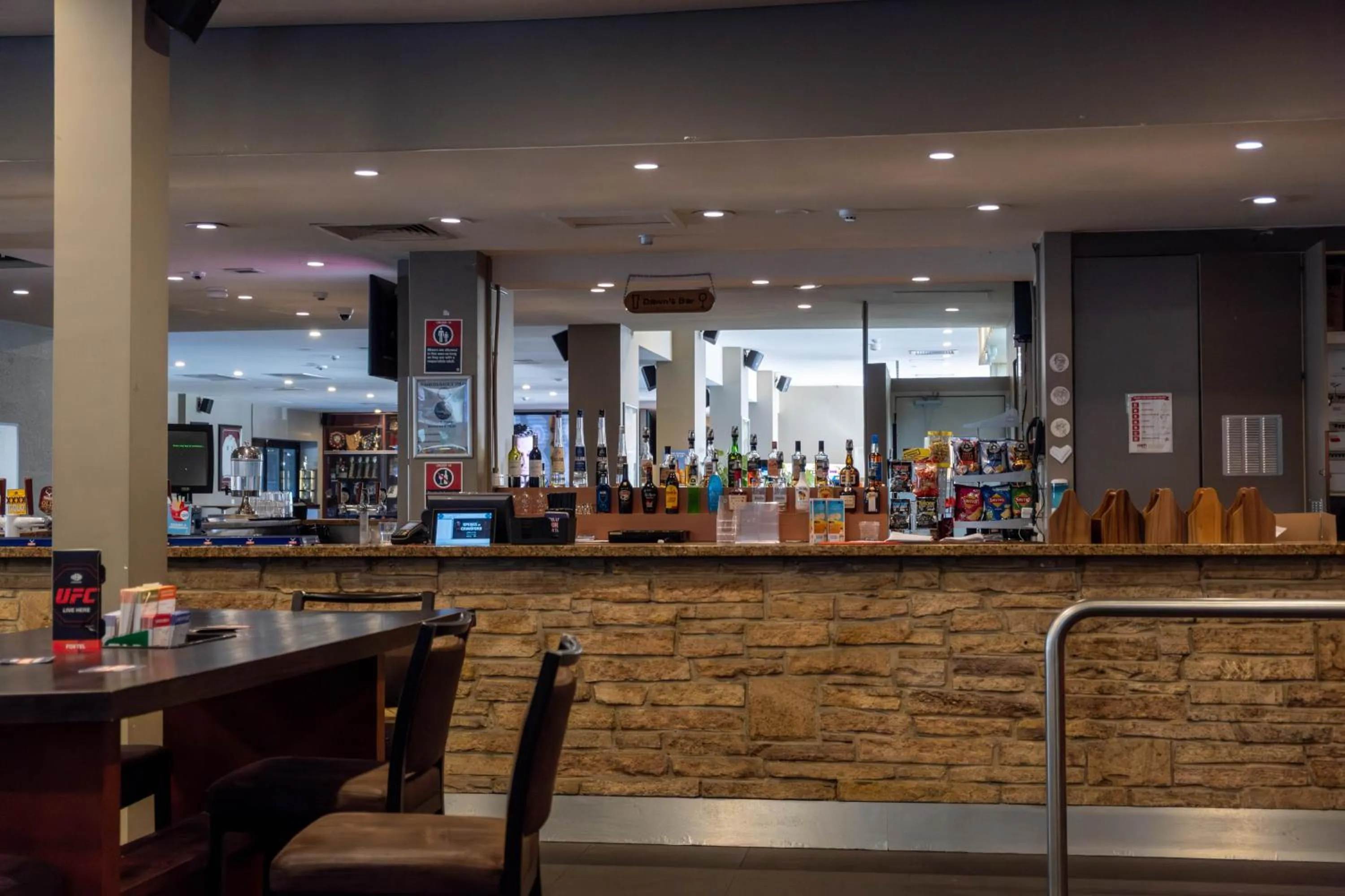 Lounge or bar in Doonside Hotel