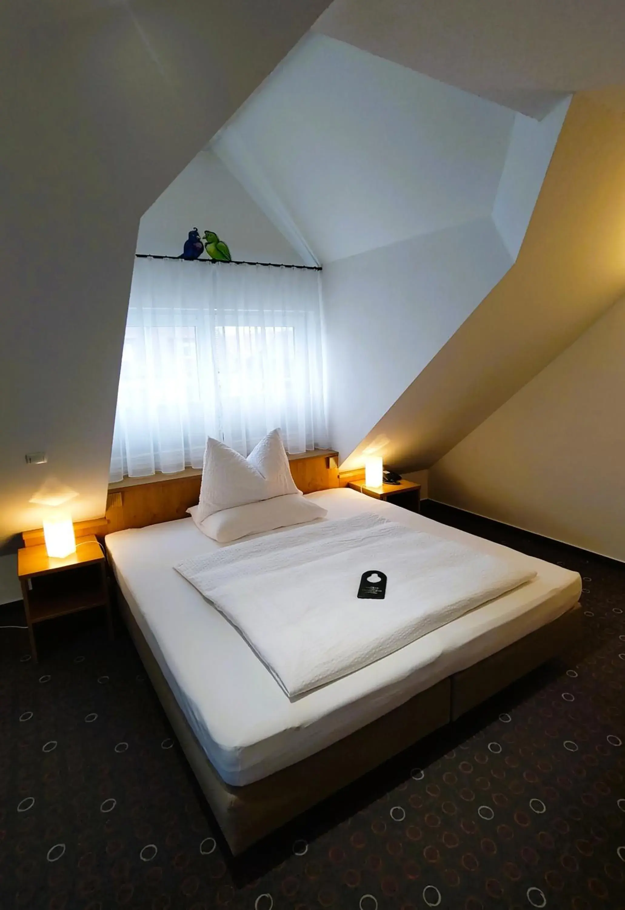 Double or Twin Room with Bathroom - single occupancy in Landhaus Müller Double or Twin Room with Bathroom - single occupancy in Landhaus Müller