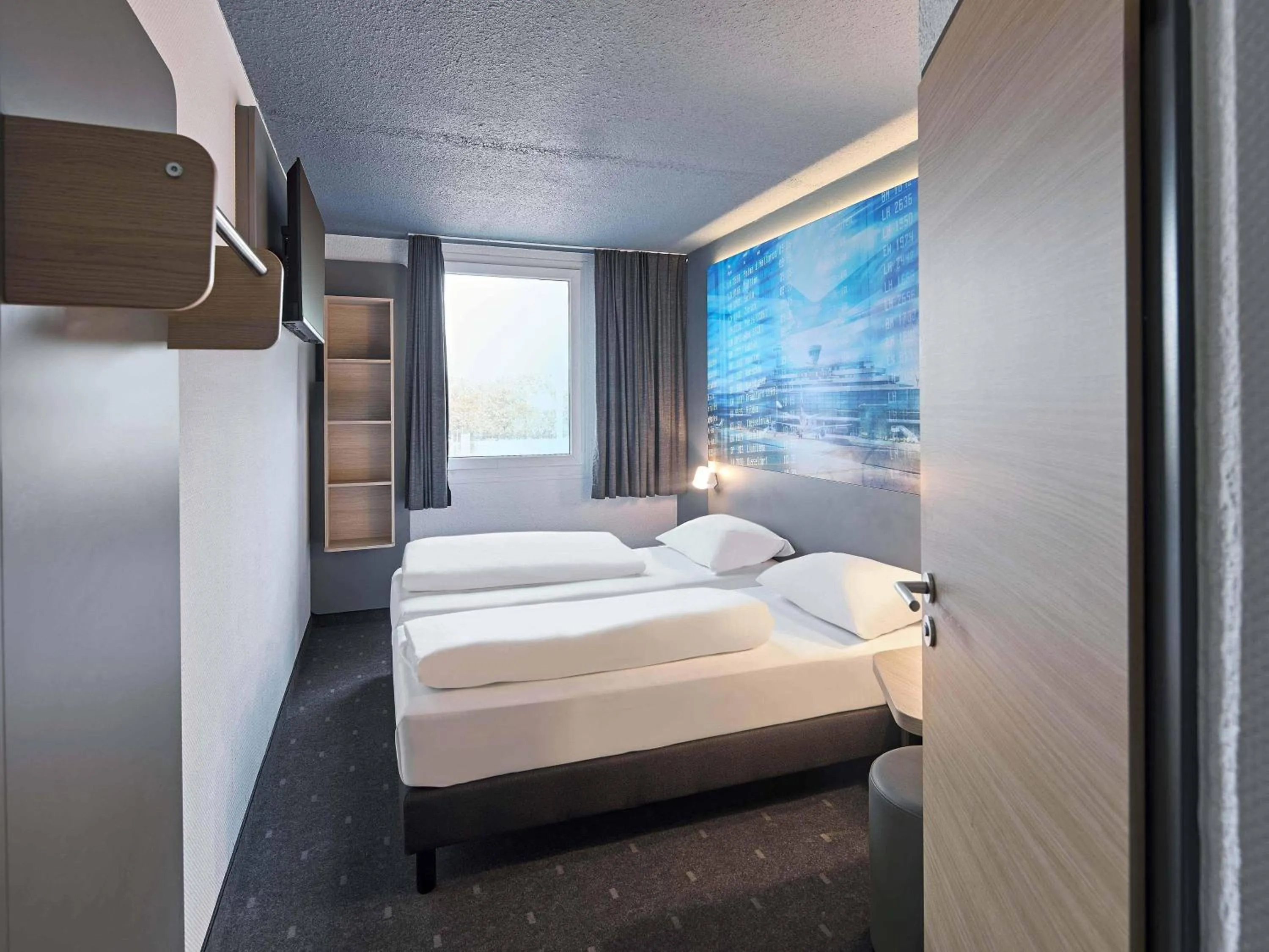 Photo of the whole room, Bed in B&B Hotel Köln-Airport