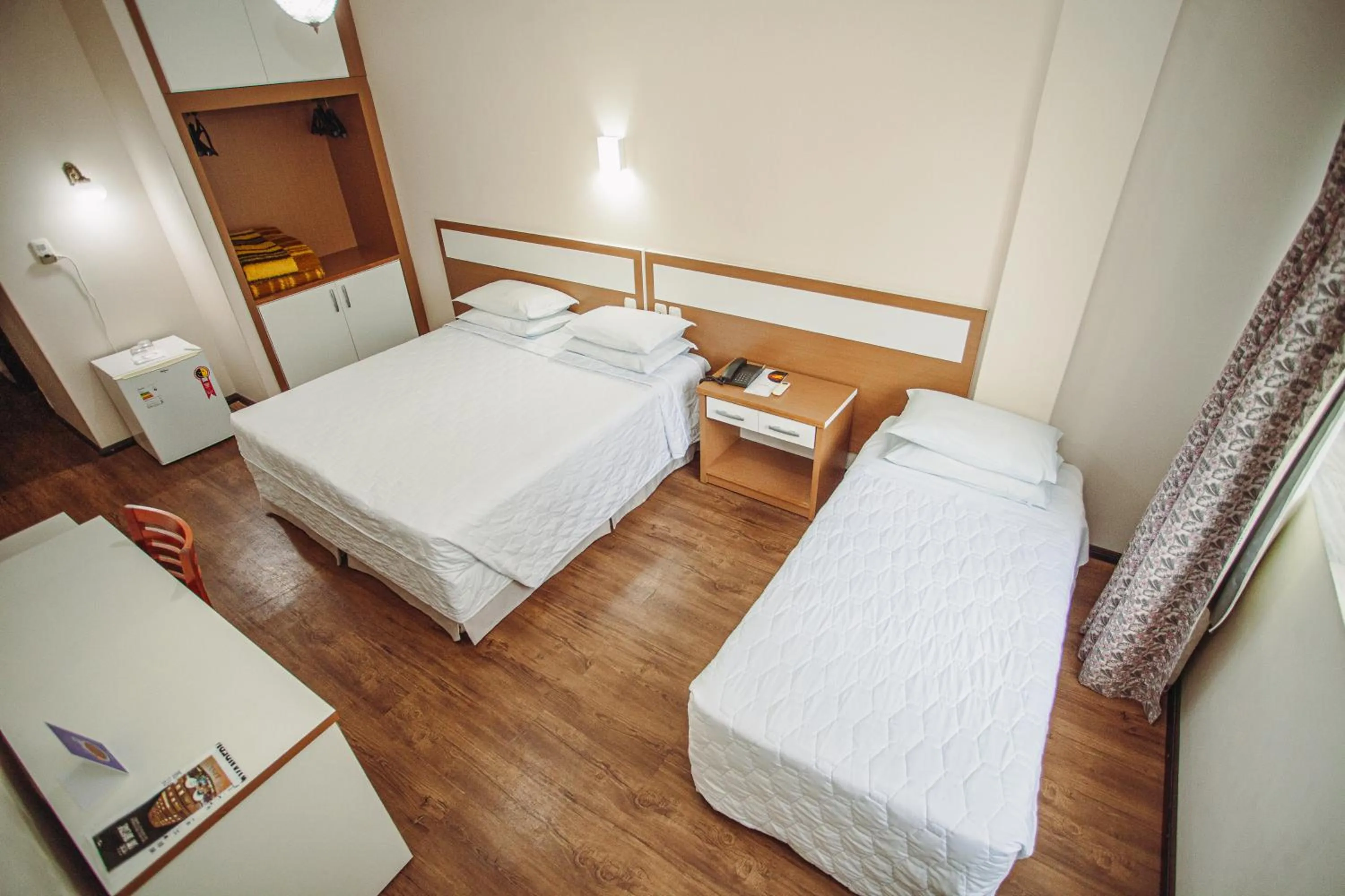 Bedroom, Bed in Hotel San Silvestre