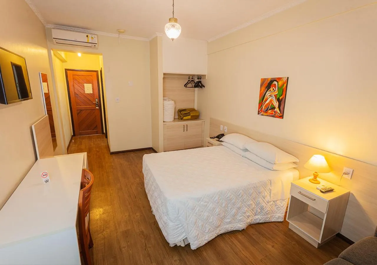 Bedroom, Bed in Hotel San Silvestre