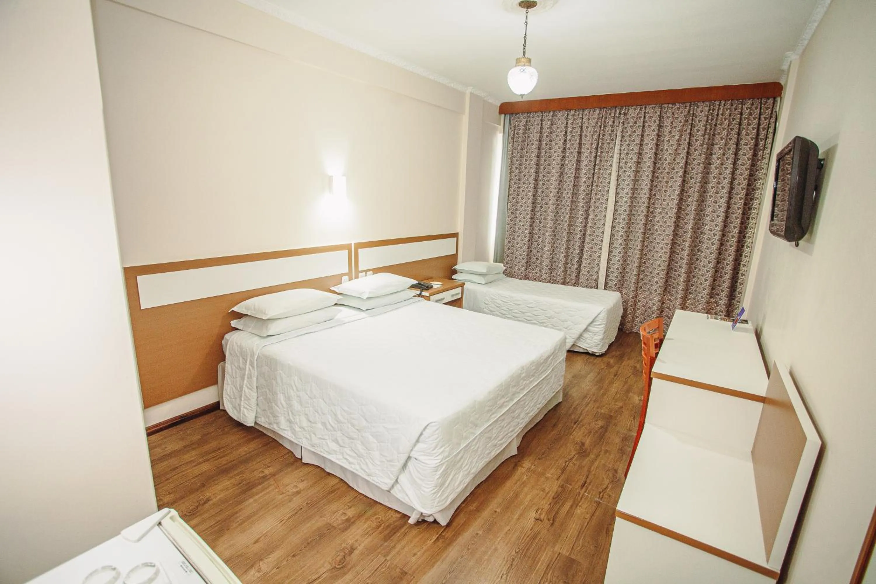 Bedroom, Bed in Hotel San Silvestre