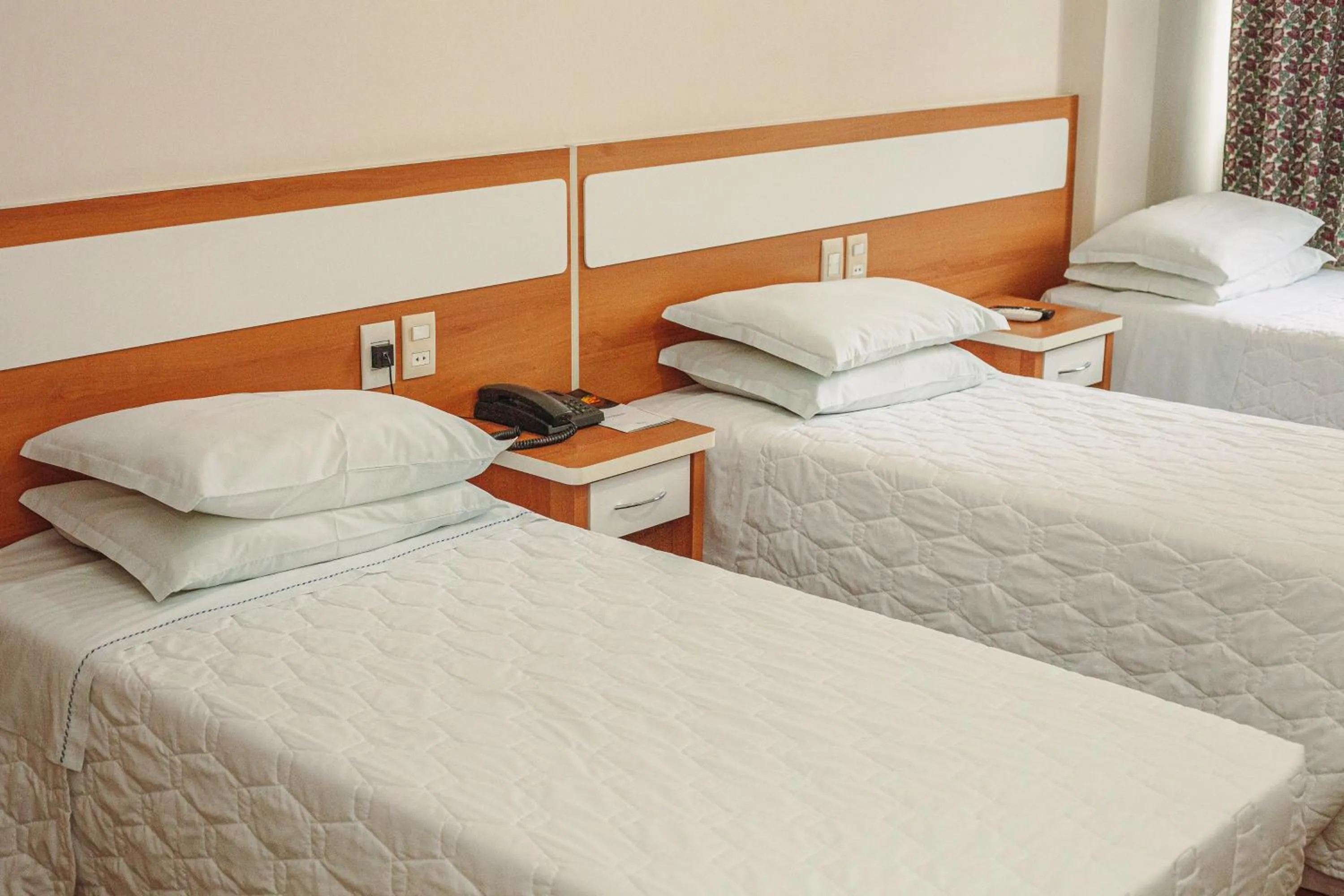 Bedroom, Bed in Hotel San Silvestre