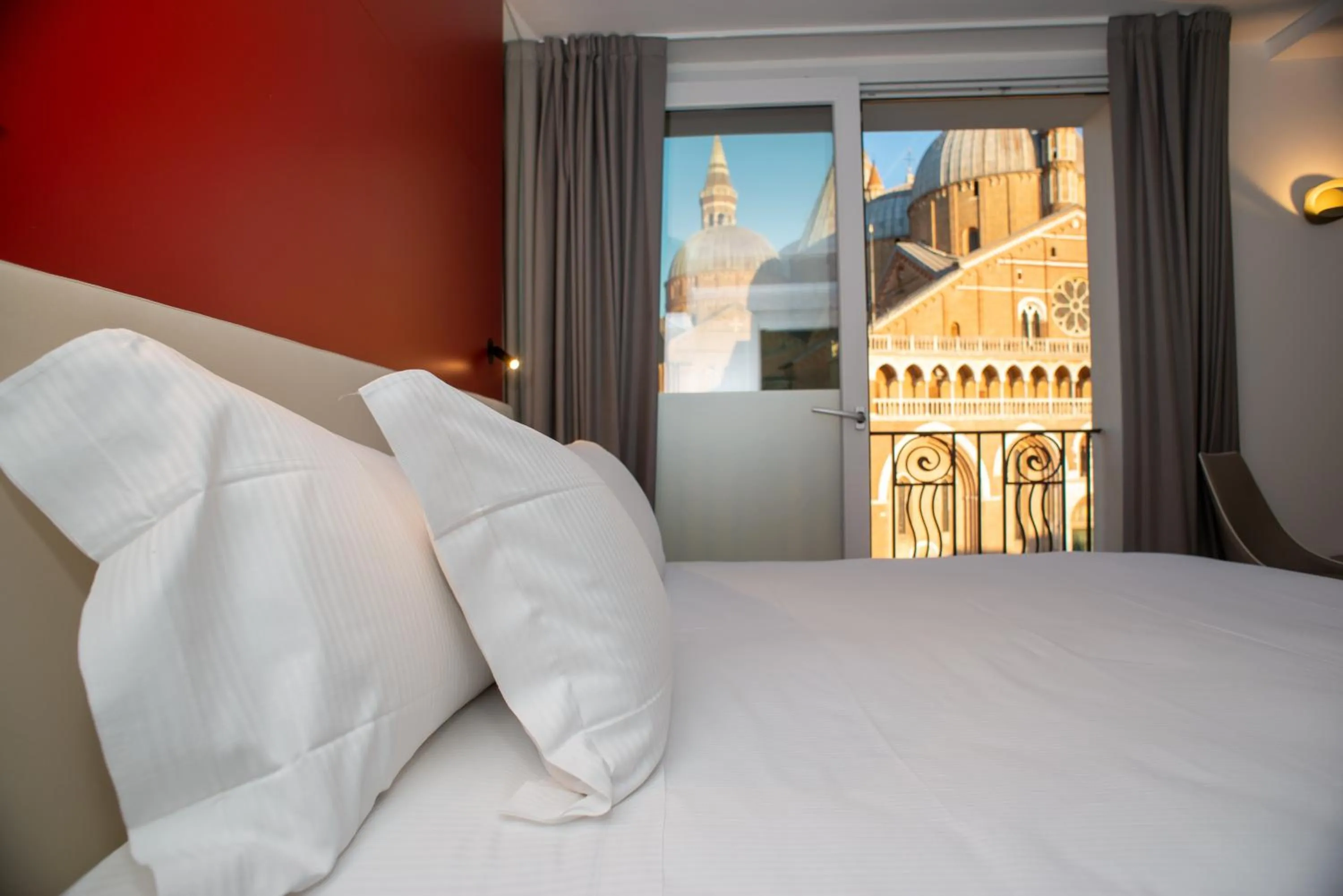 Bed in Padova Suites C20