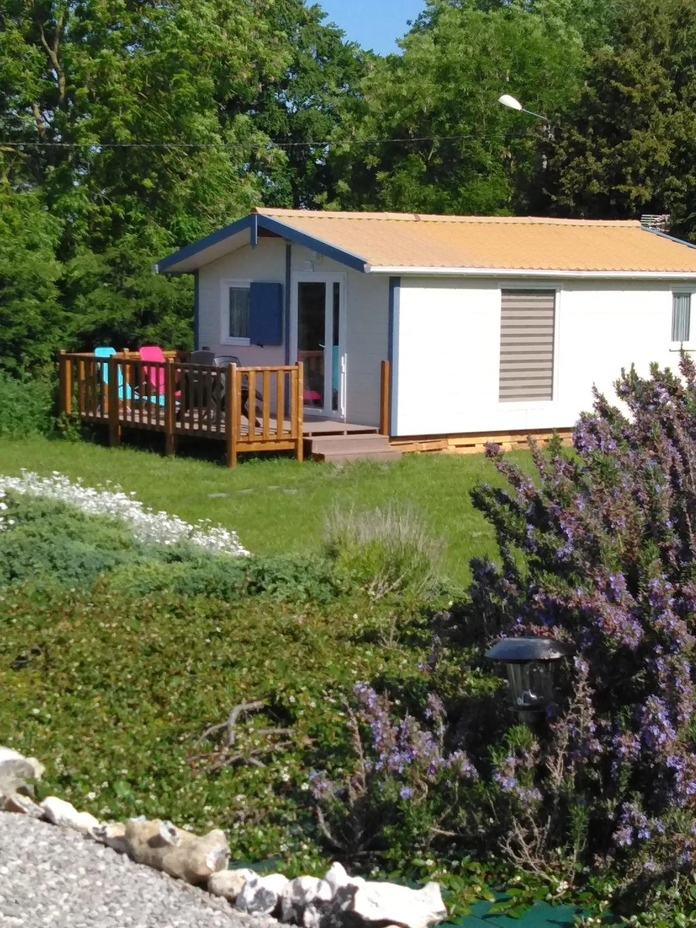 Property building in le haut village Chambre d'hôtes Mobi-Loft cosy sauna ,douche ,chromothérapie