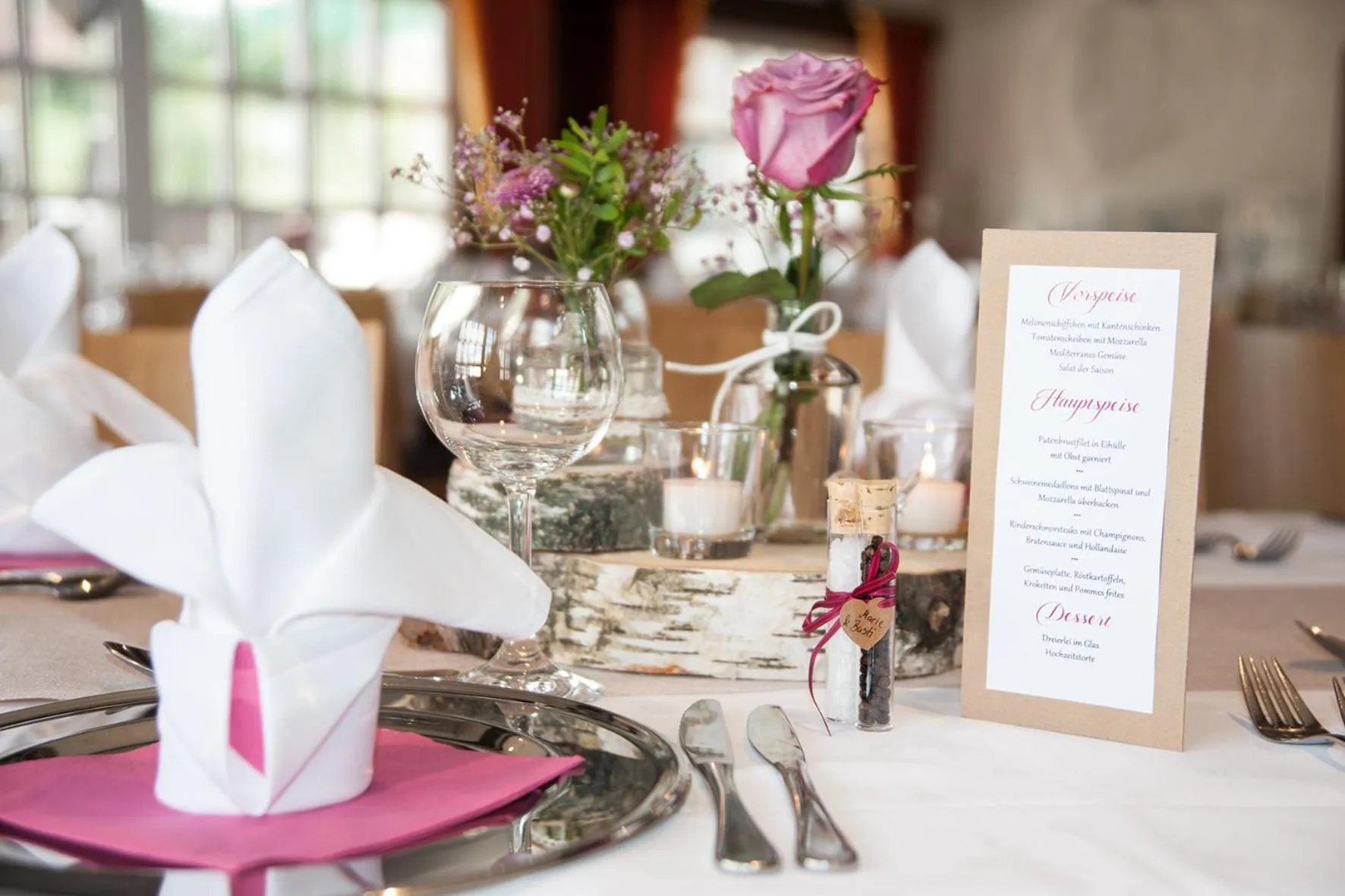 Restaurant/places to eat in Landhotel Napoleon