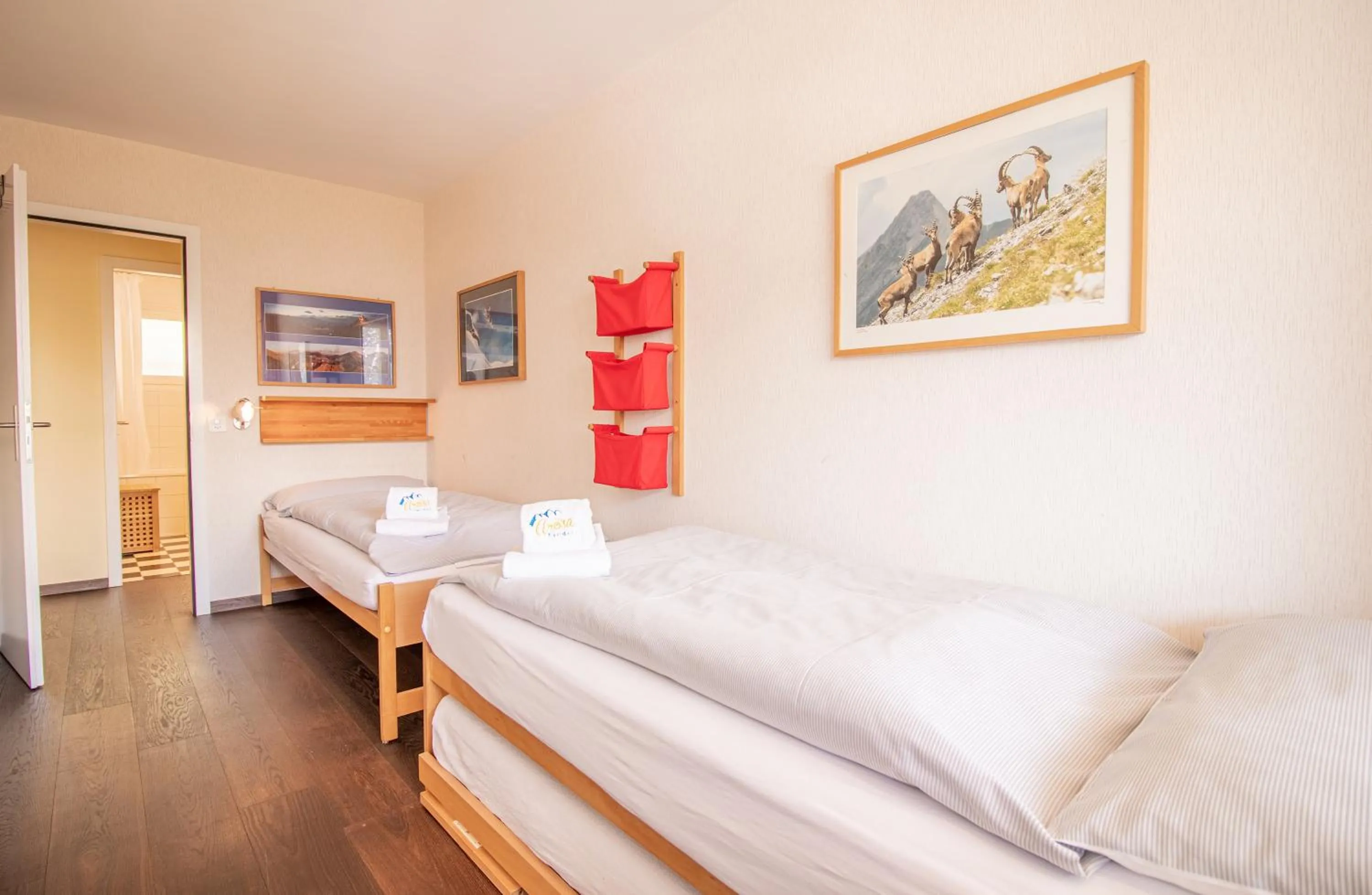 Bedroom, Bed in Linda 8 by Arosa Holiday