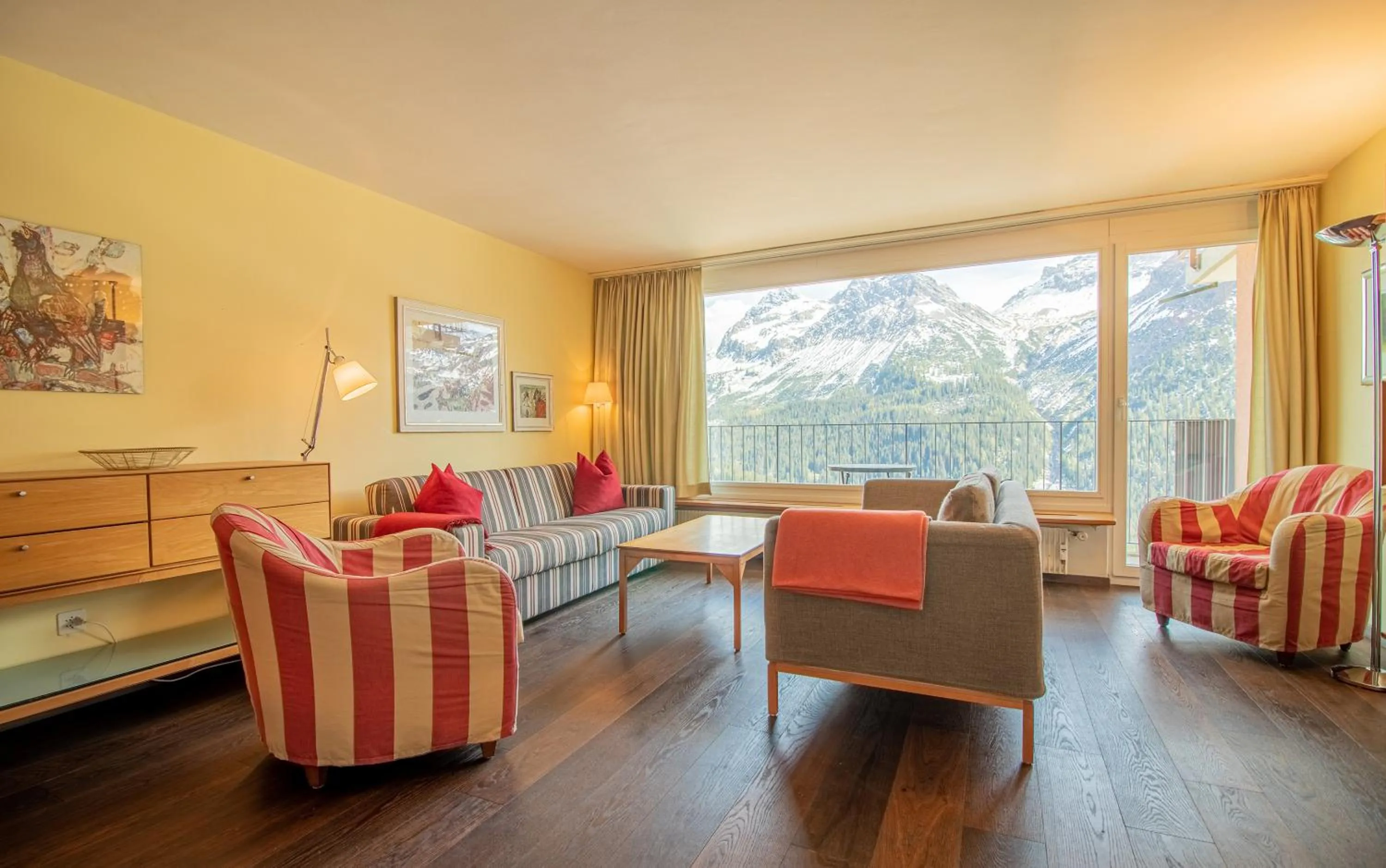 Living room in Linda 8 by Arosa Holiday