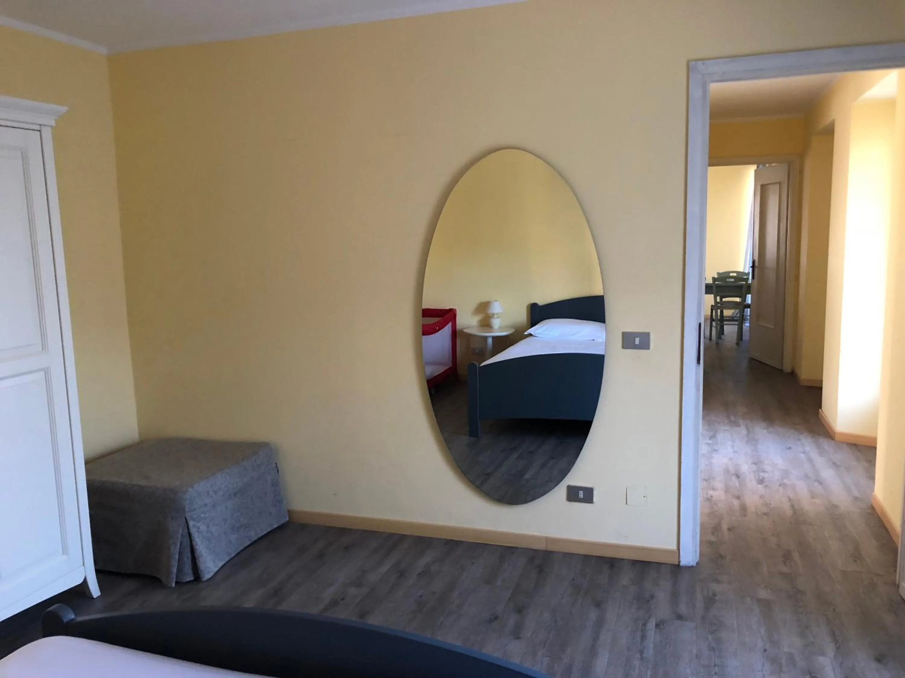 Bedroom, Bed in Suites And Chalets Laghi & Monti