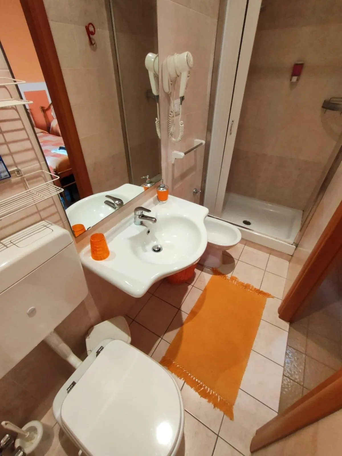 Bathroom in Hotel Serenella