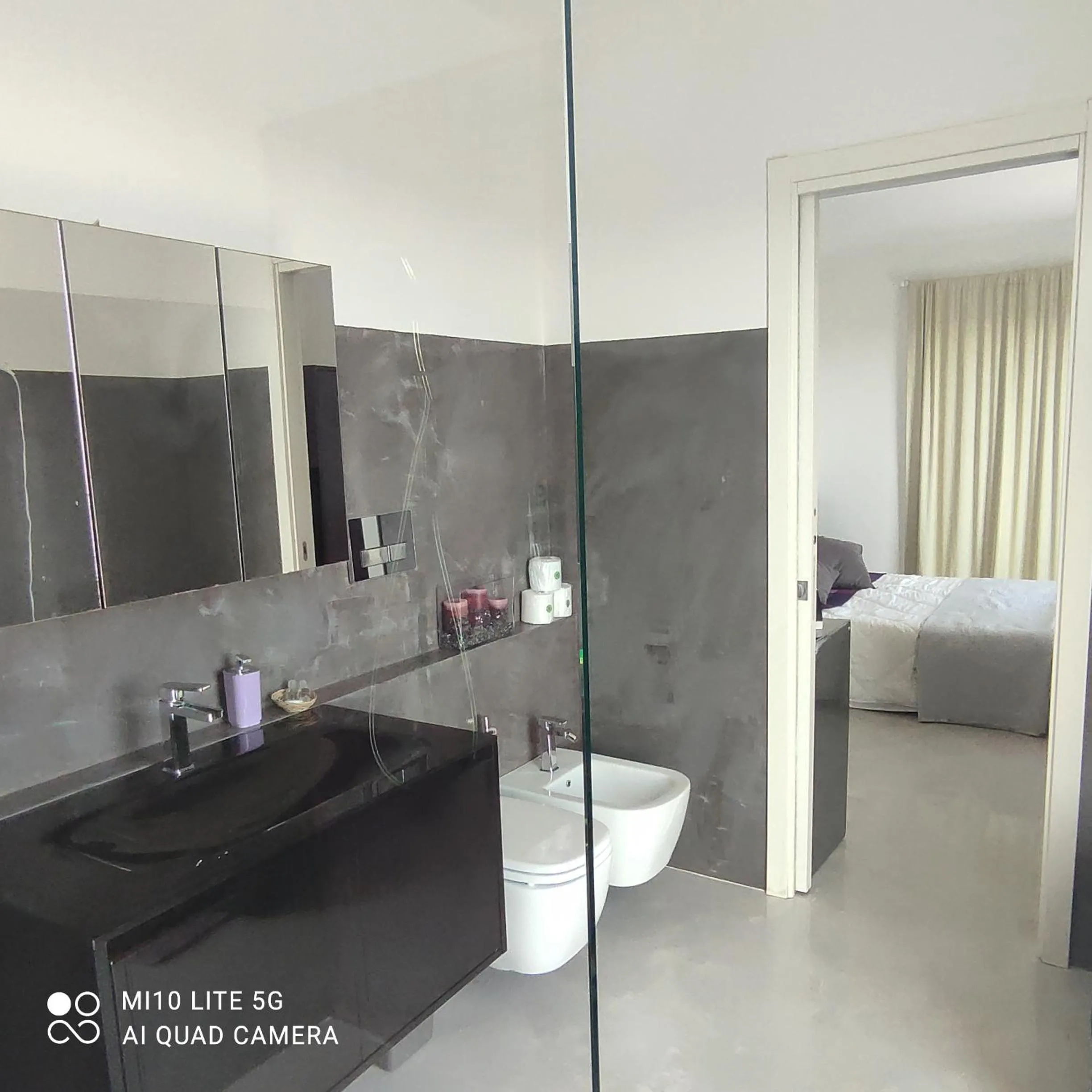 Bathroom, Bed in Agrifazenda